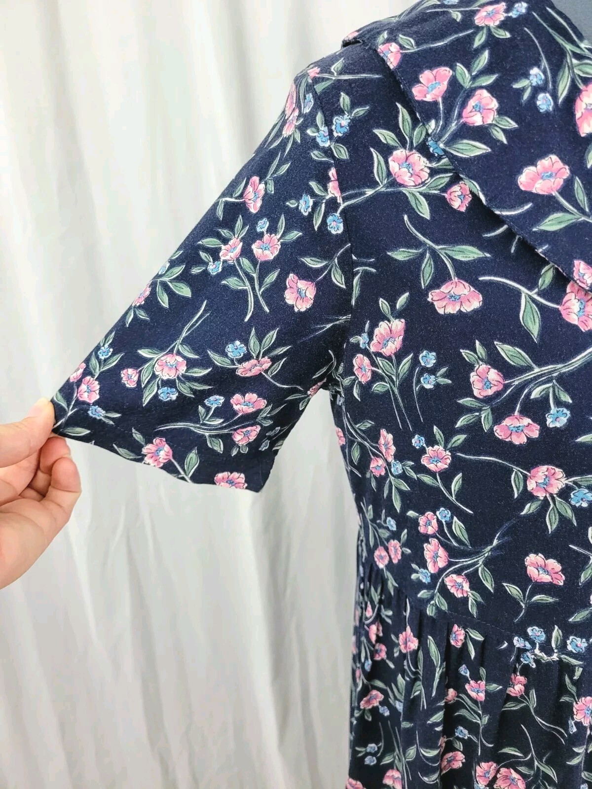 Vtg Ulterior Motives Navy Blue Floral Dress w Raised Waistline & Collar Size M