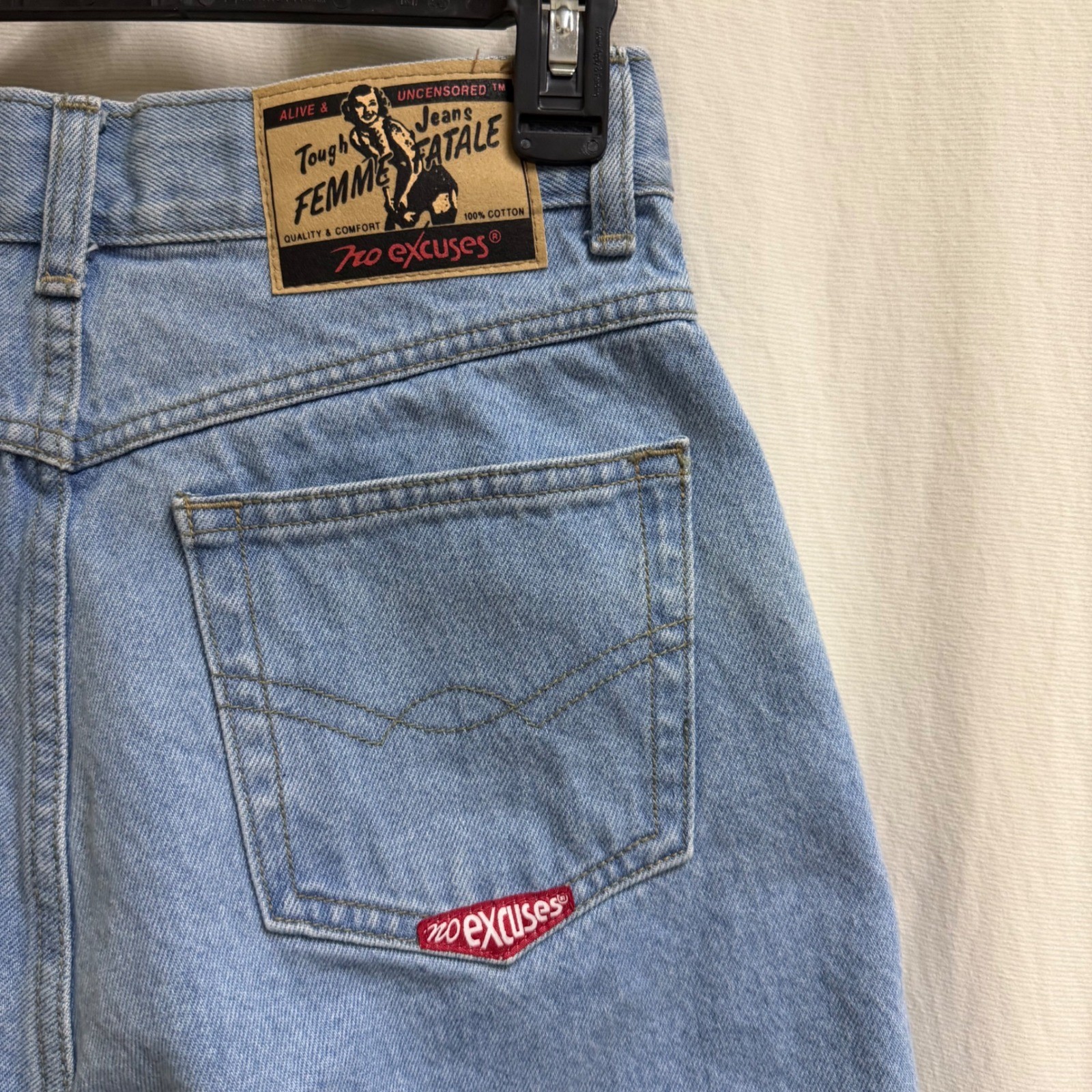Vintage No Excuses High Waisted Denim Shorts Light Wash Button Fly Femme Fatale