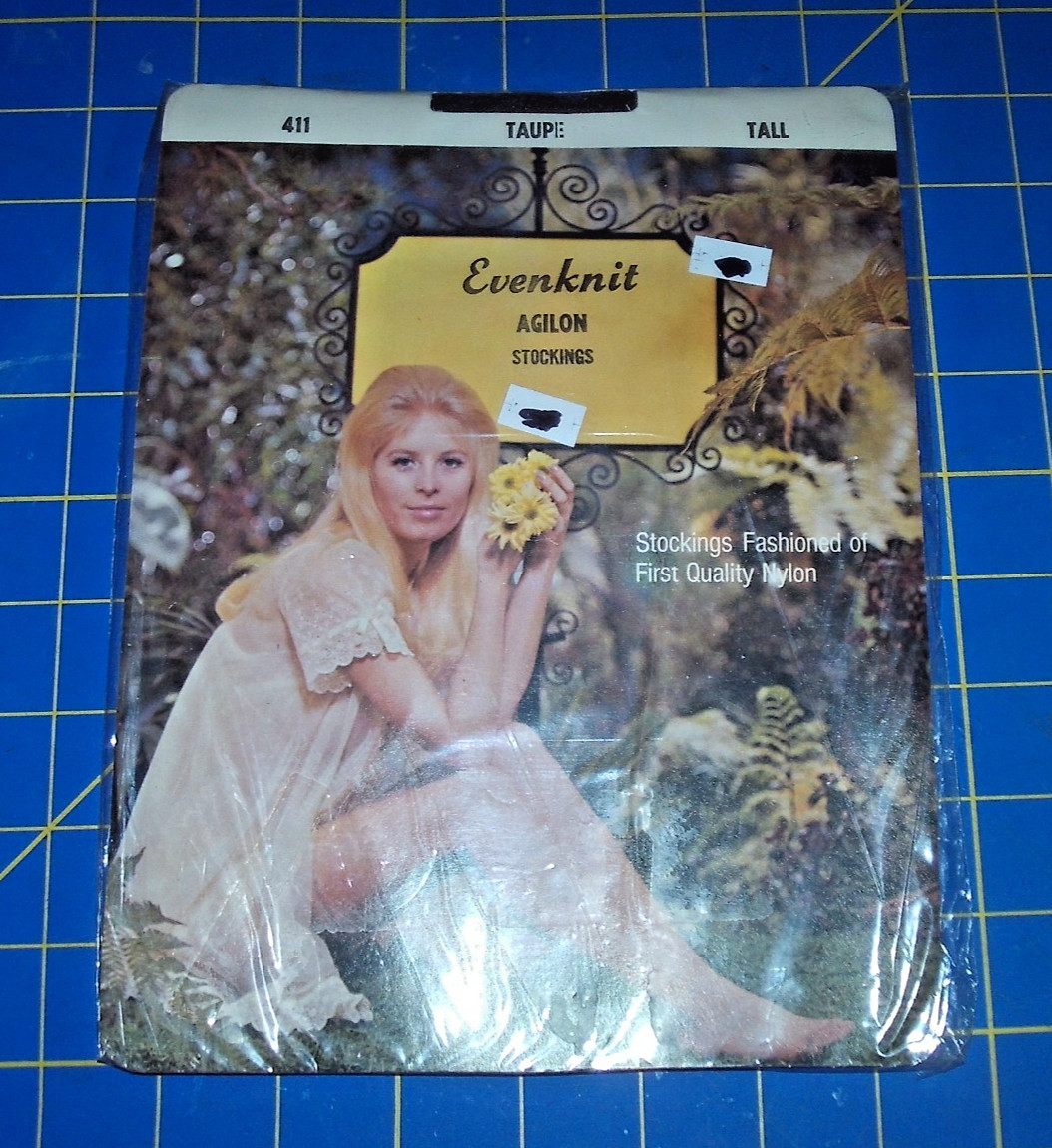 Evenknit TALL VTG TALL GIRLS GARTER NYLON STOCKINGS LARGE & LONG Taupe
