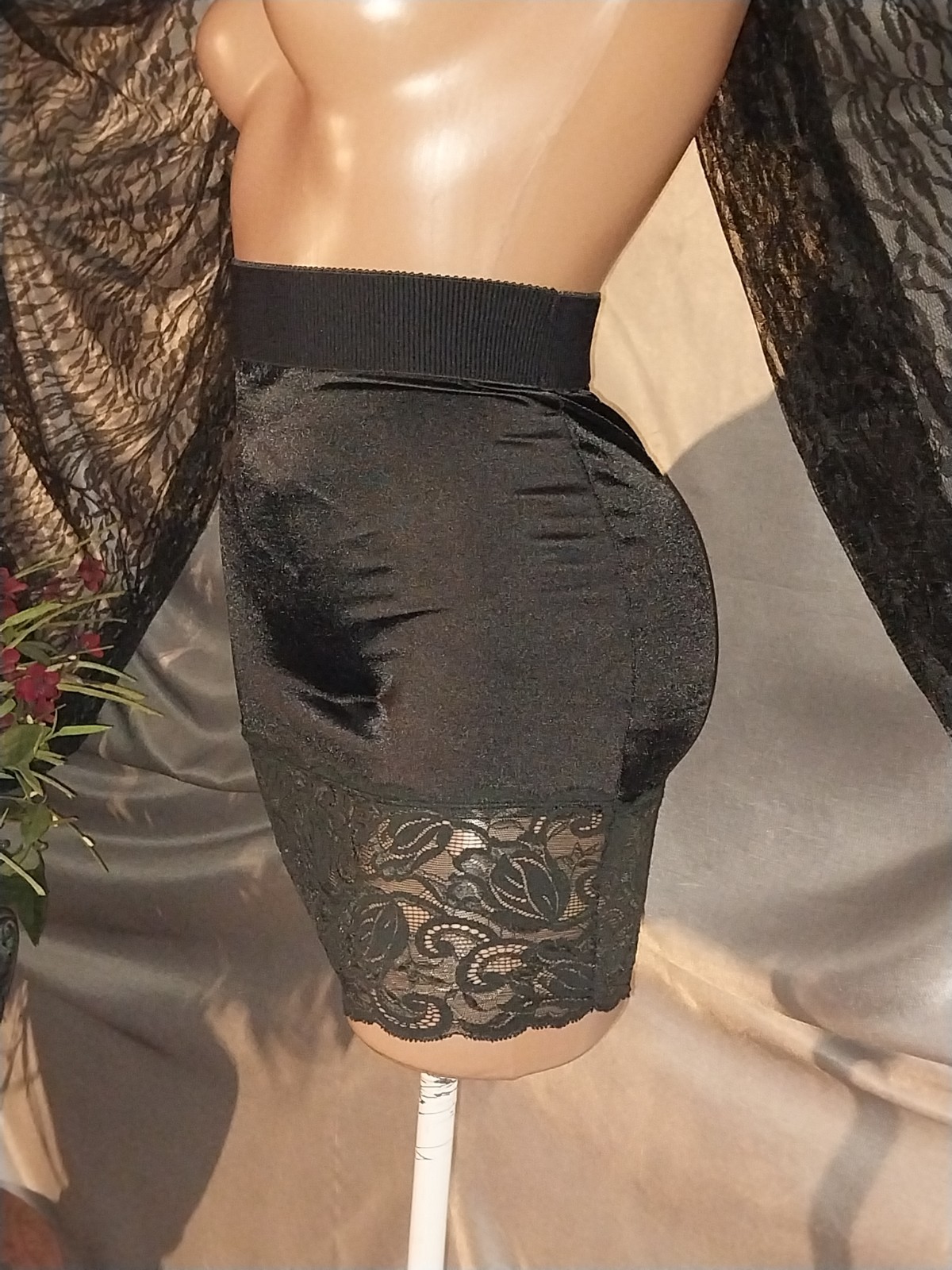 VTG SATIN Nylon VANITY FAIR PANTIES SKINS WIDE ROSE LACE SCROLL GIRDLE SLIP NIP