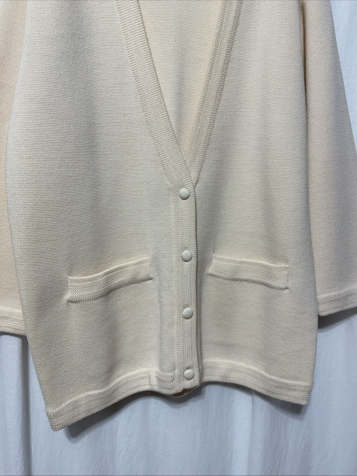 Vintage Bleyle 100% Merino Wool Knit Cardigan Sweater Hong Kong Cream White M