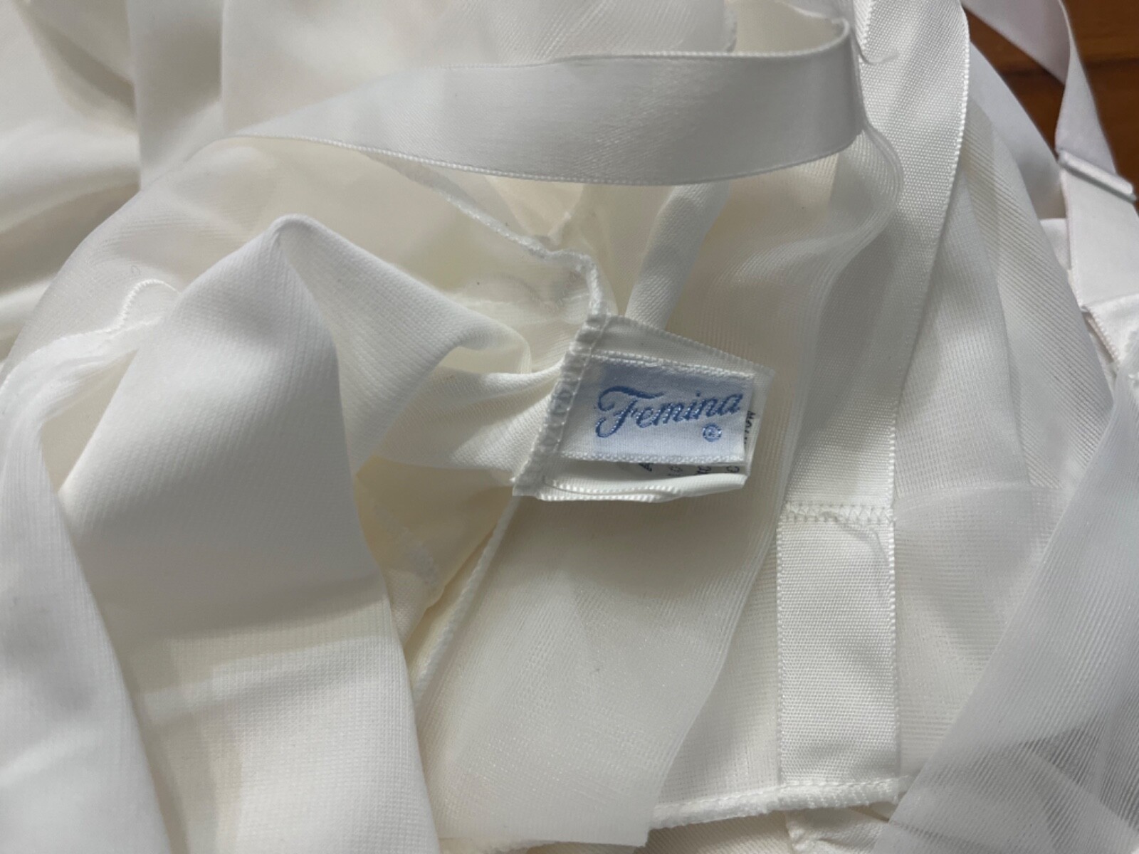 Vintage White Lingerie Femina Nylonv 70’s 80’s