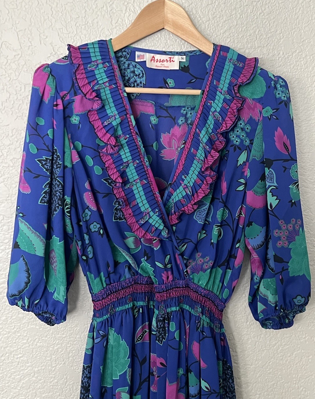 Vintage Assorti Susan Freis Ruffle Neck Blue Floral Pleated Midi Dress Size S