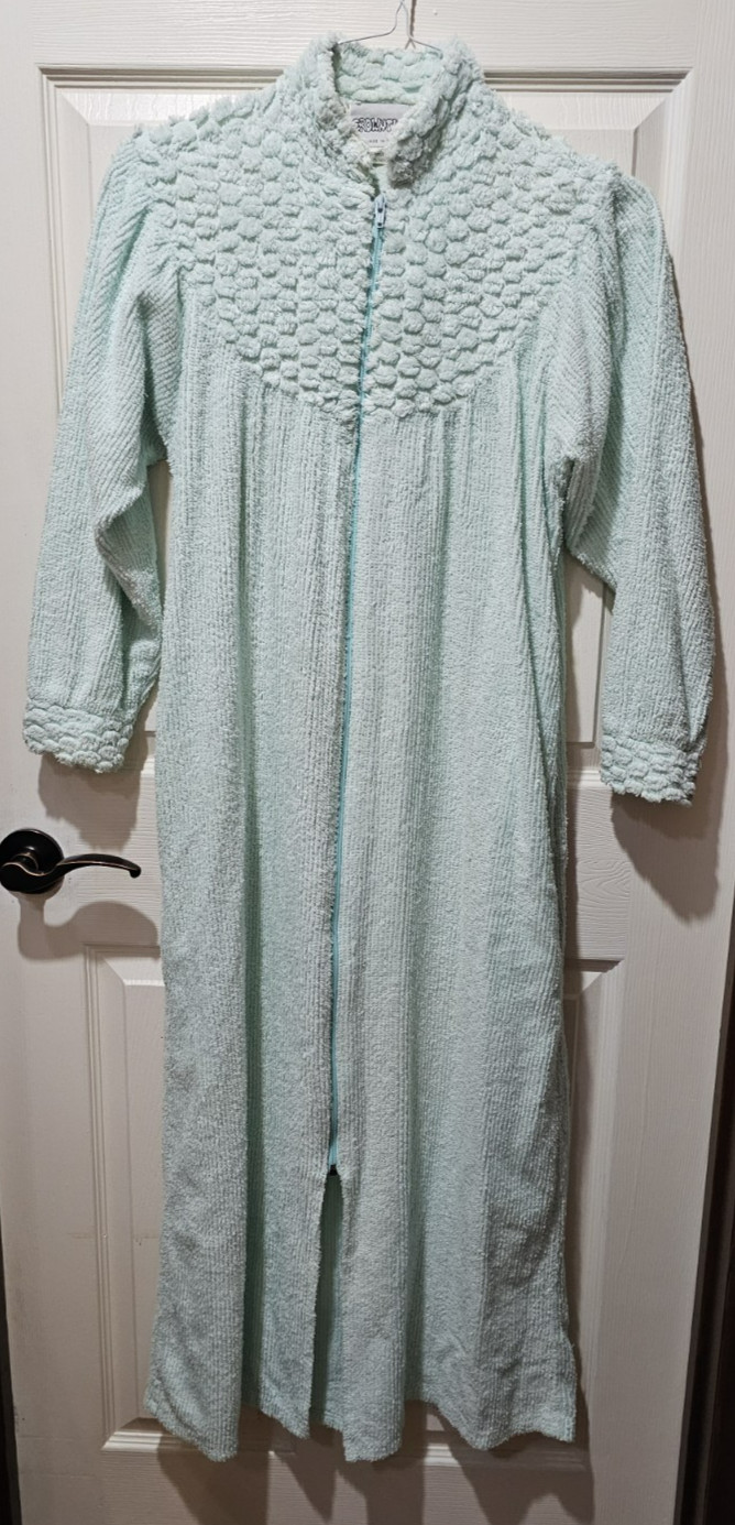 Vintage Crowntuft Chenille Robe Maxi Long Sleeve Zip size Small