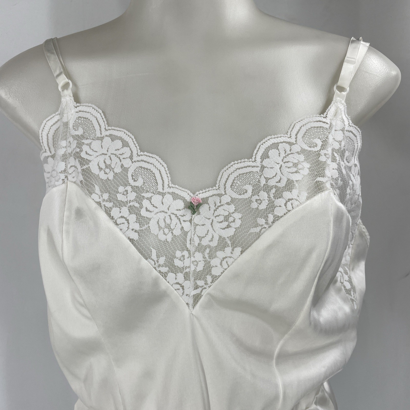 VTG JCPenney Fantasia White satin lace teddy bodysuit Pin Up Burlesque Size 36