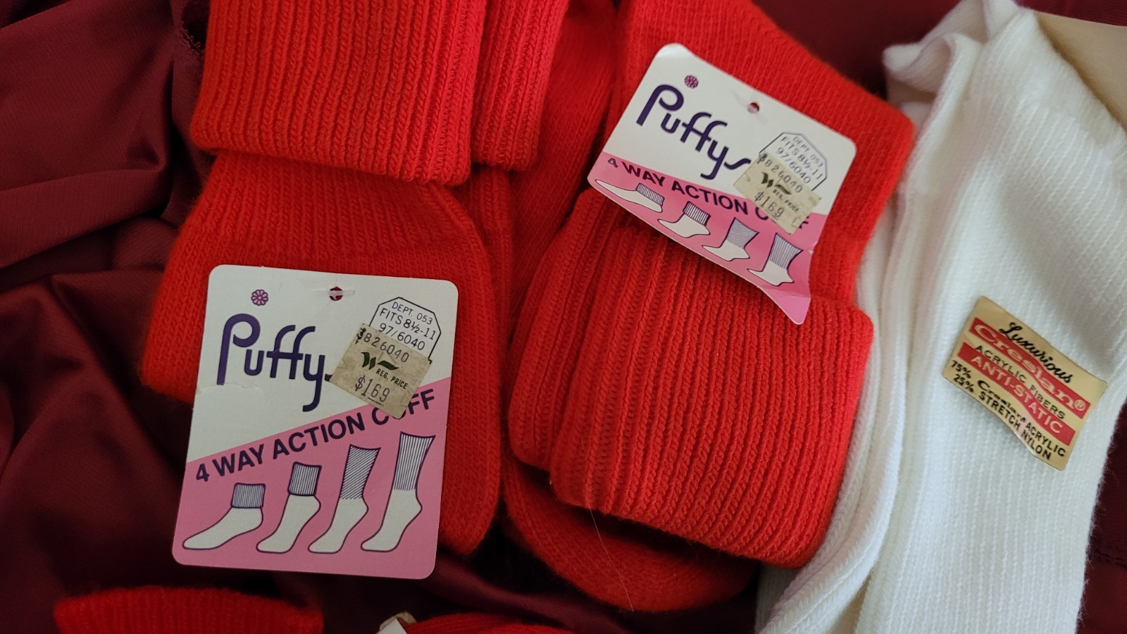 LOT OF 6 PAIRS OF NEW VI TAGE SOCKS~PUFFY~CRESLAN~WOOLWORTH WOOLCO & TRIMFIT