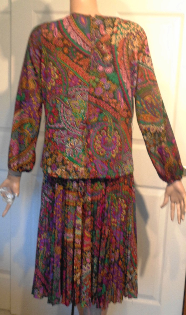 Vintage 70s Boho Paisley Dress Pleated Skirt Damon Dress B40 Purple Black