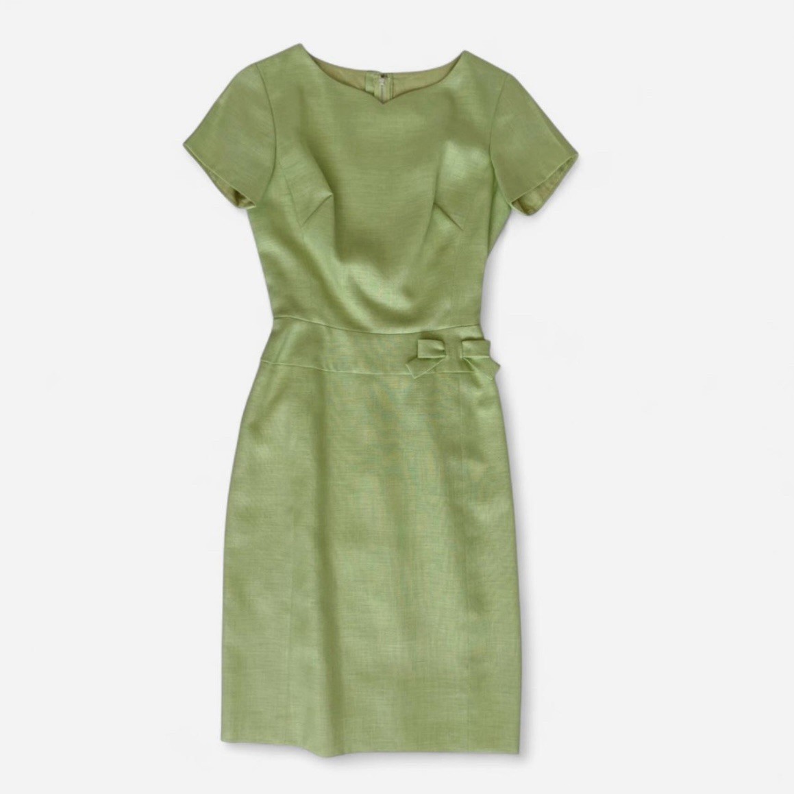 Vintage 1960s MCM Jeannette Alexander pistachio green pencil wiggle dress XS