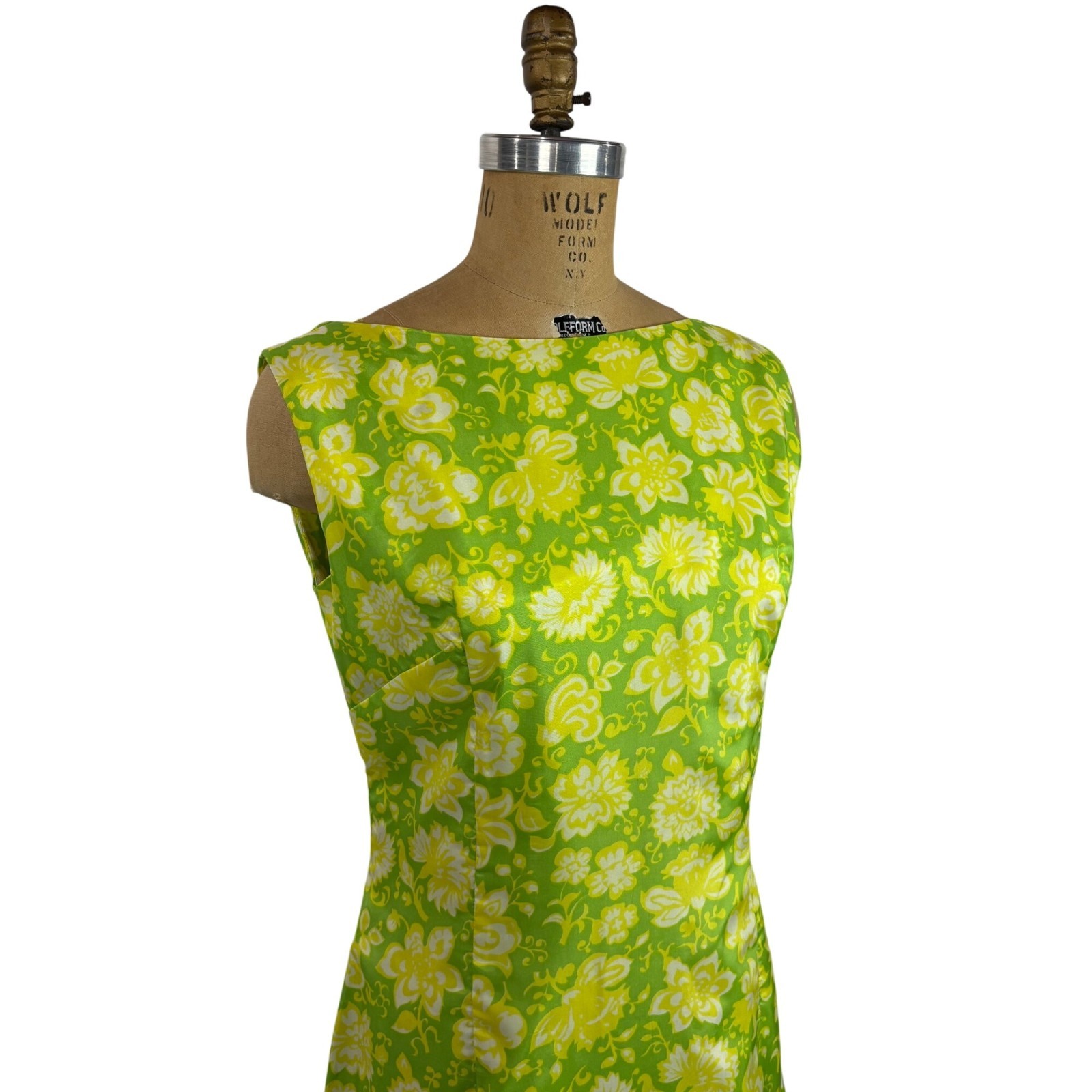 Vintage 60s Floral Dress Womens Medium Lime Green Yellow Mini Sheath Retro