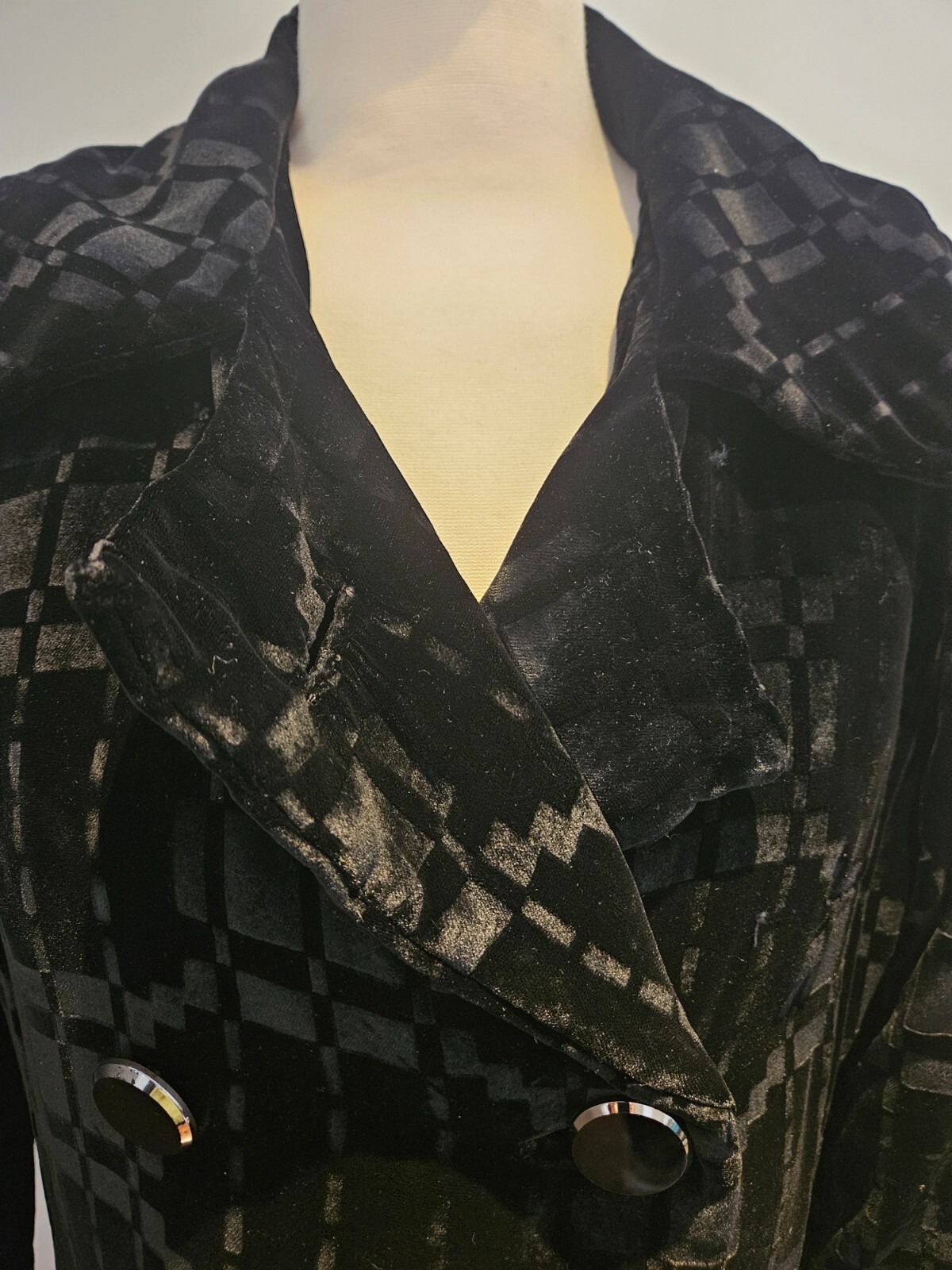 Vintage Count Romi Double Breasted Black Crushed Velvet Coat S/M