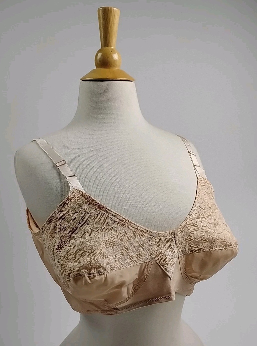 Vintage 1950s Kleinert’s Braform Lace Satin Bra – Style 2489 – Size 36 Made USA