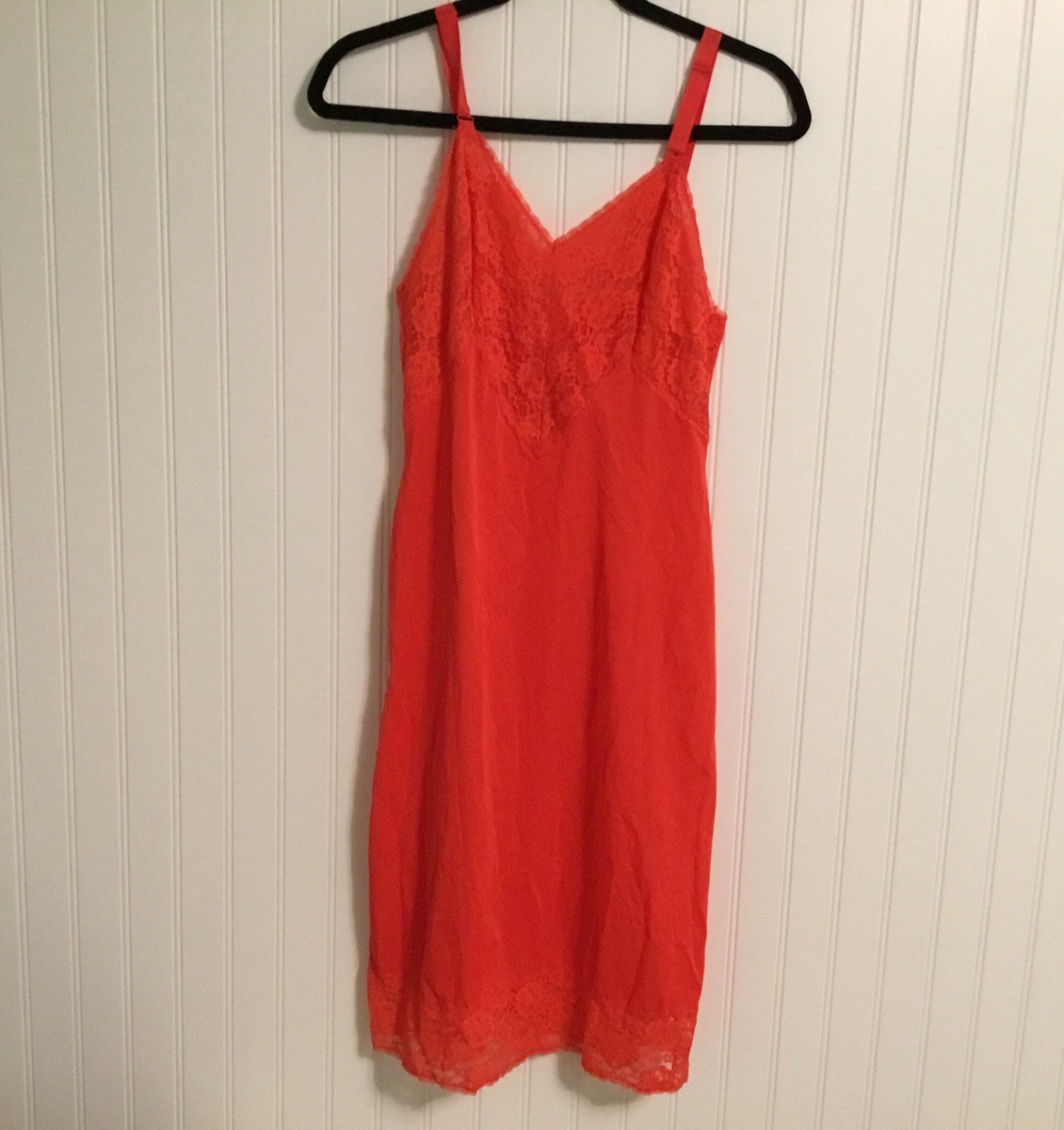 Vintage Seamprufe Red Nylon & Lace Full-slip Dress Lingerie Women’s Size 34