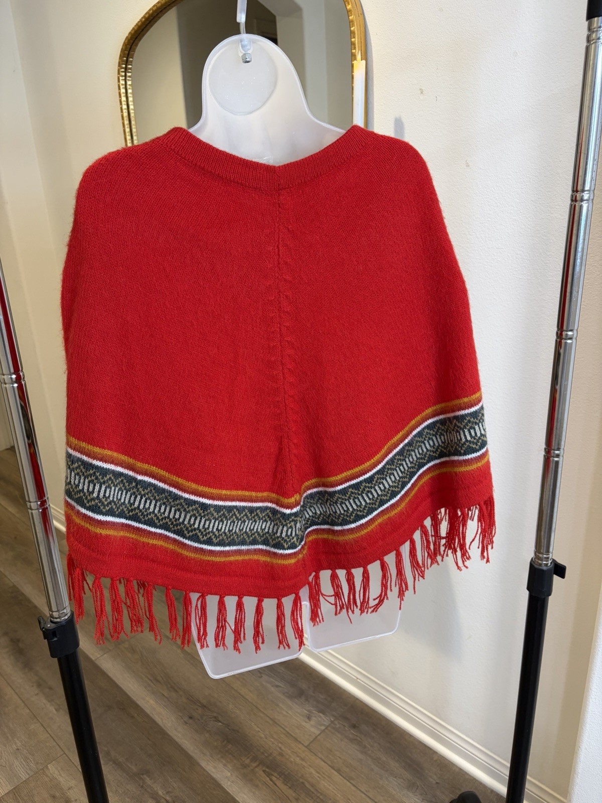 Vtg alpaca Hand Knit Woven Southwest Western Ethnic Red Boho Poncho Cape OS