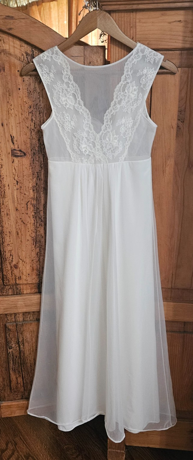 Vintage Shadowline Nightgown 2 layer White Gown Top Layer Sheer Chiffon SP
