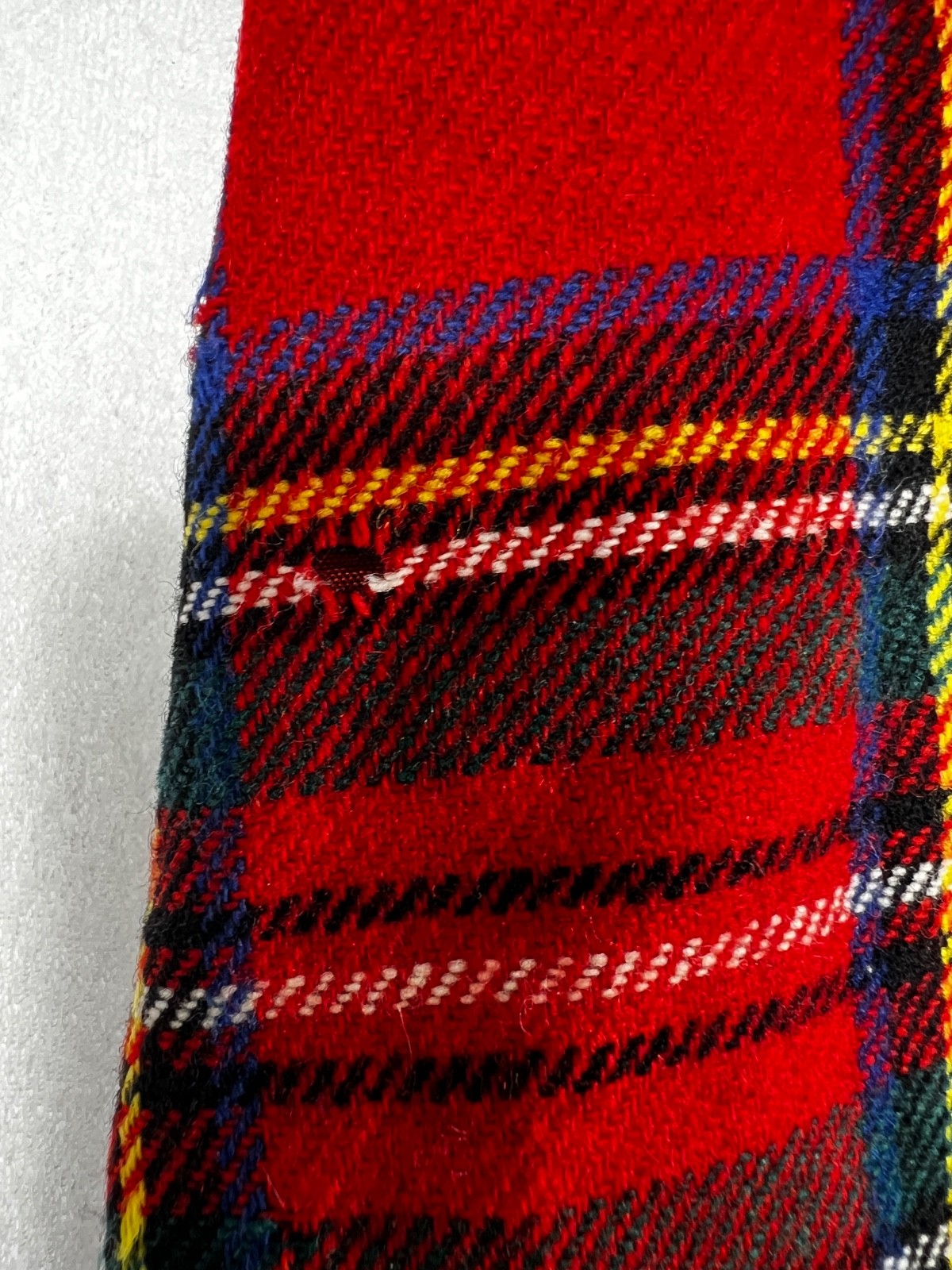 Vtg Rally Klad Red Black Gold Tartan Plaid Vest Sz. 6 Made in Scotland 100% Wool