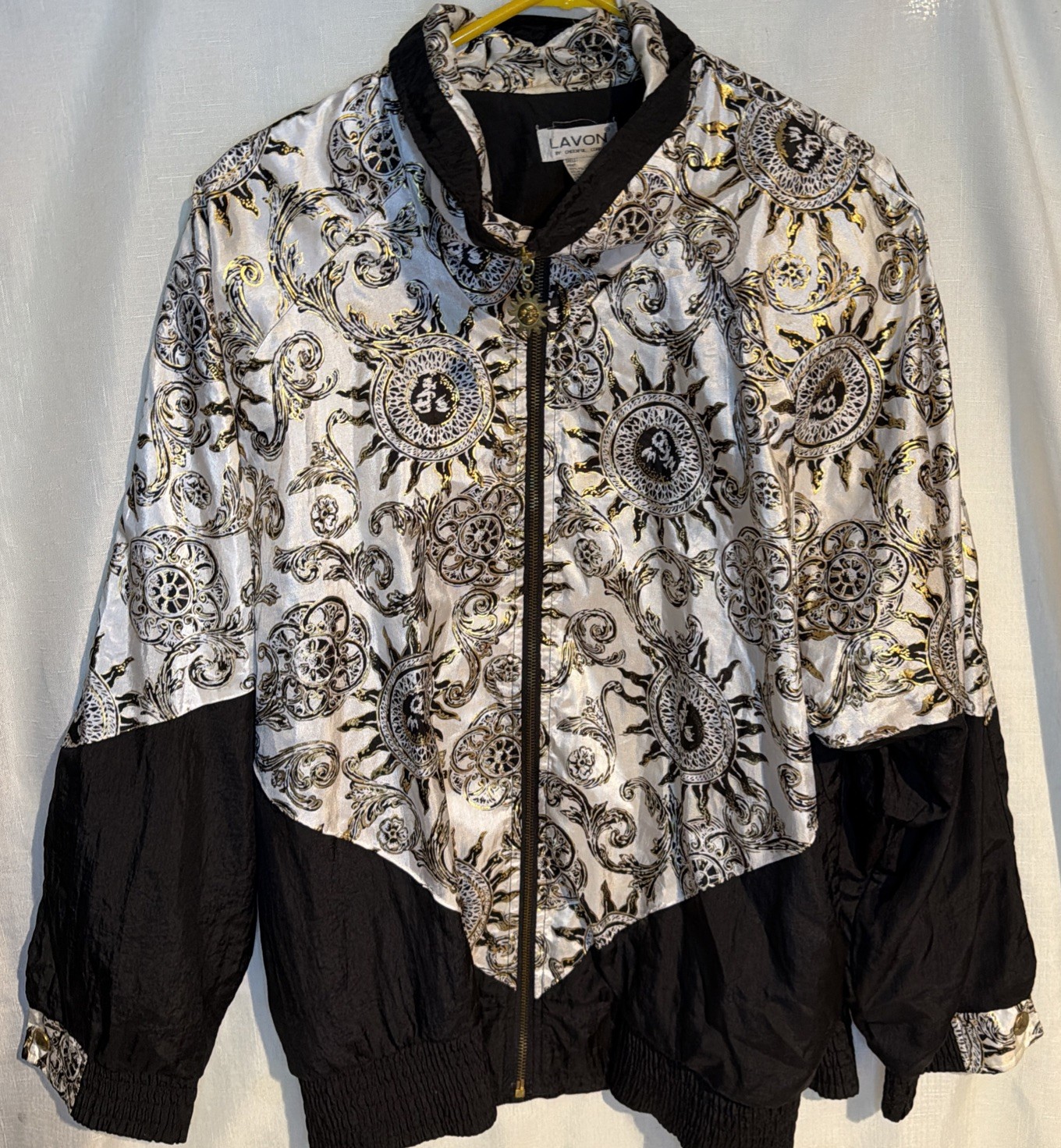 Vintage 90s Lavon White Black Gold Windbreaker Jacket Geometric Size L