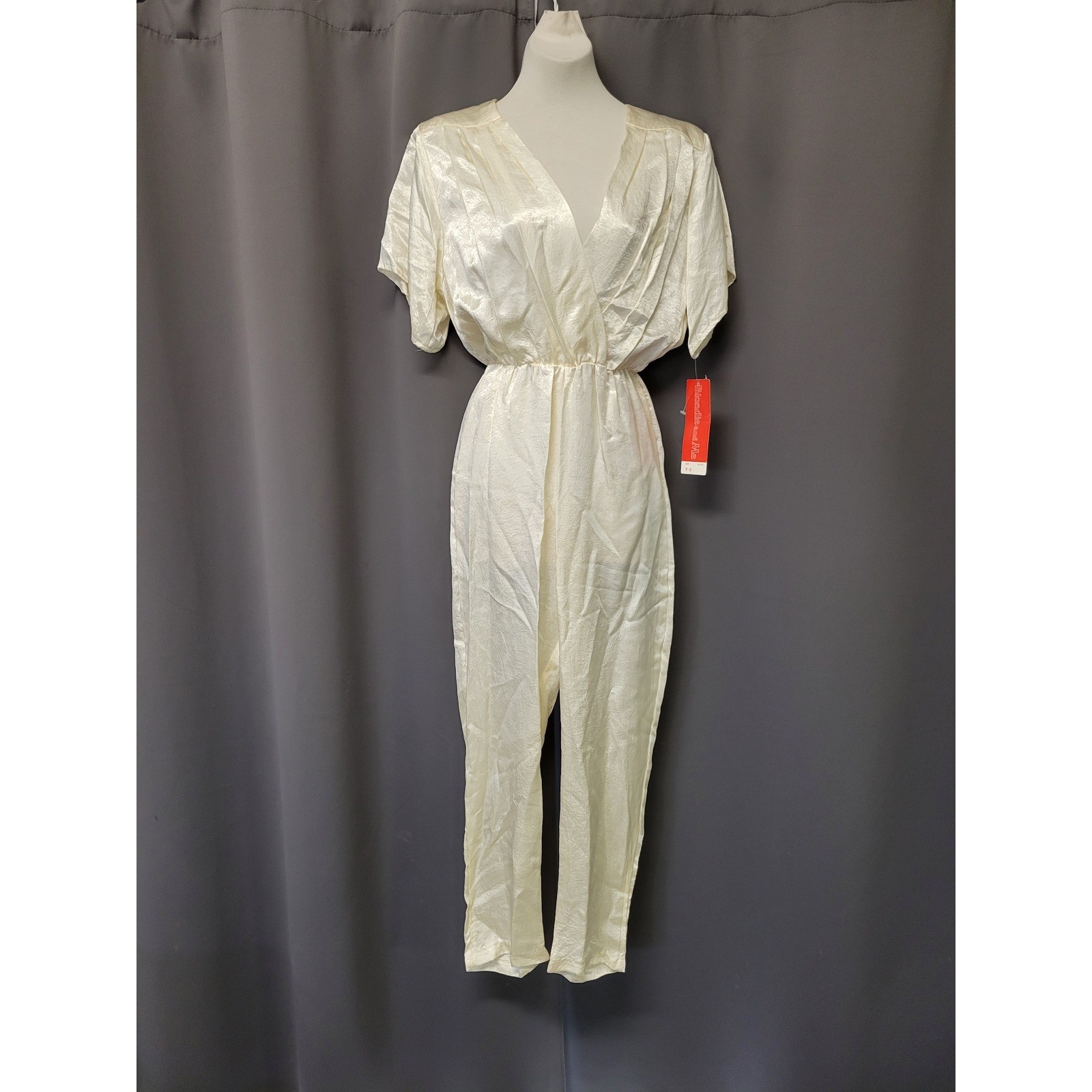 Blondie and Me Jumpsuit Cream 80s Vintage Open Back Padded Shoulder Size 9 NWT