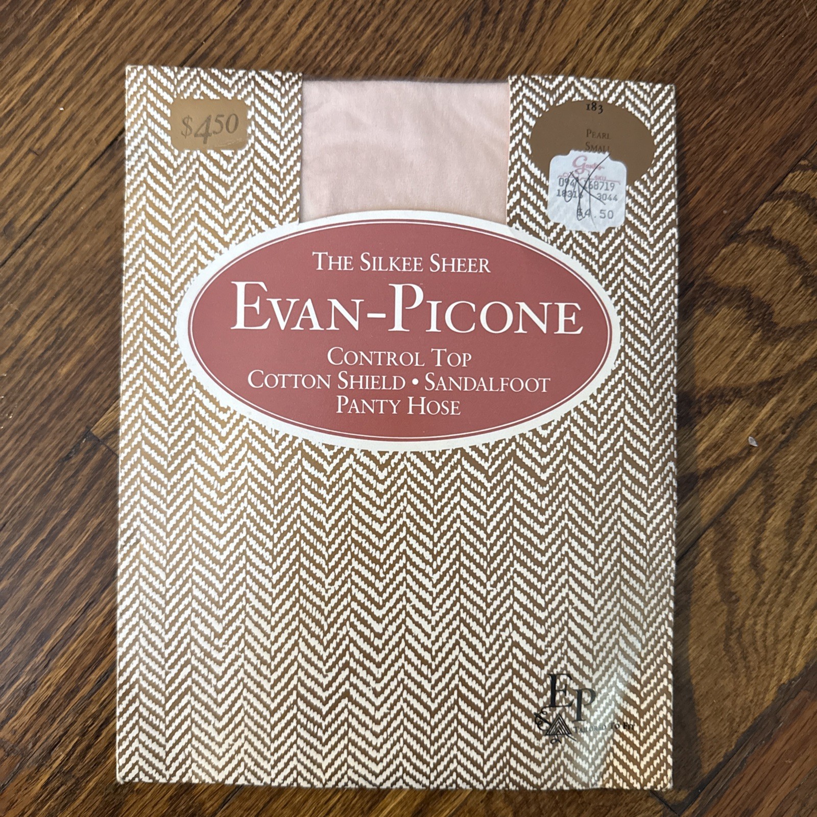 Evan Picone Silkee Sheer Pantyhose Pearl Nude Cotton Shield Sandalfoot S 1990s