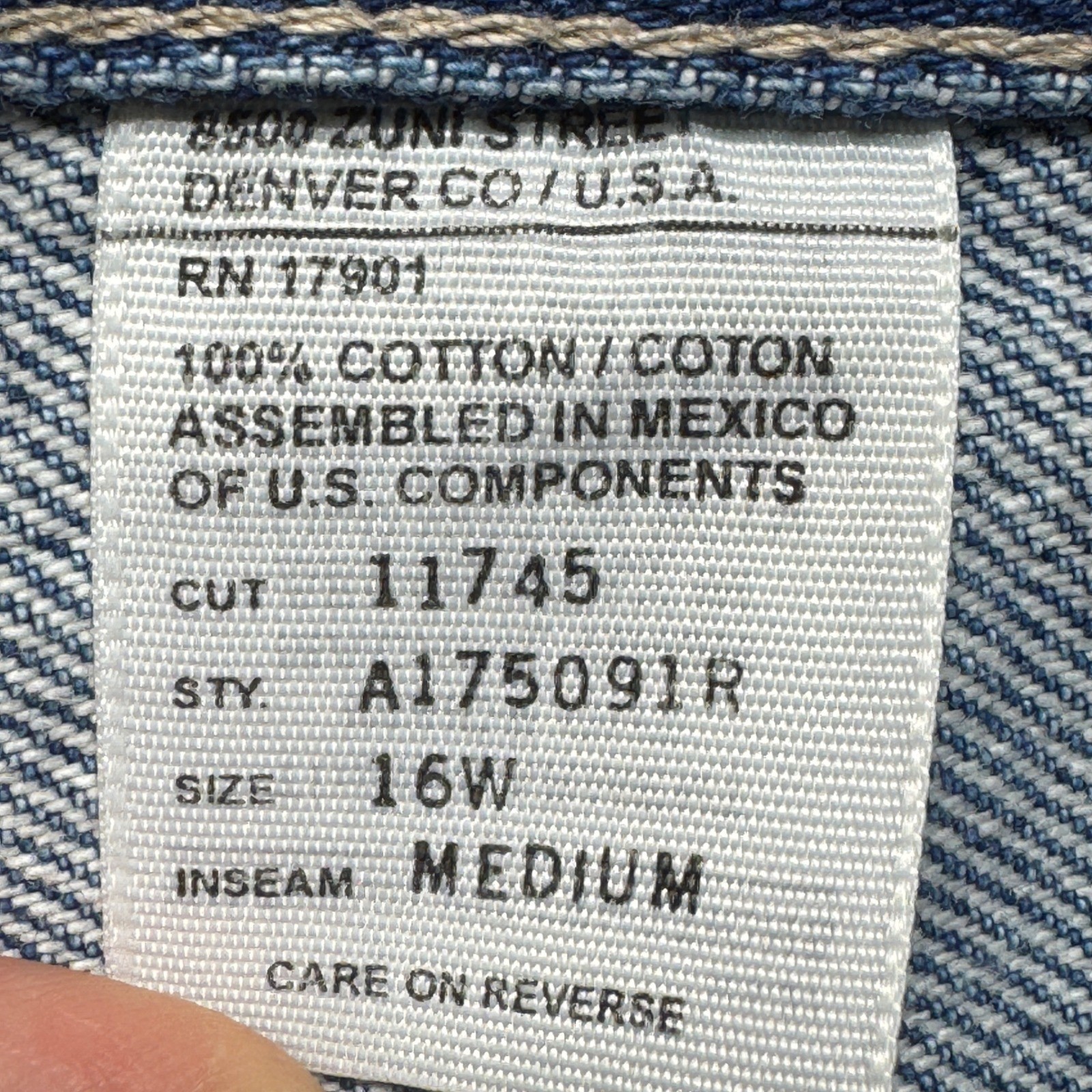 Rocky Mountain Clothing Co Vintage High Waisted Western Jeans Blue 16W Yoke