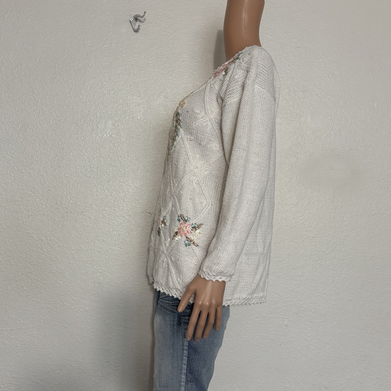 Vtg 80s 90s Cream Knit Floral Ribbon Embroidery Sweater Sz L Coquette Cottagecor
