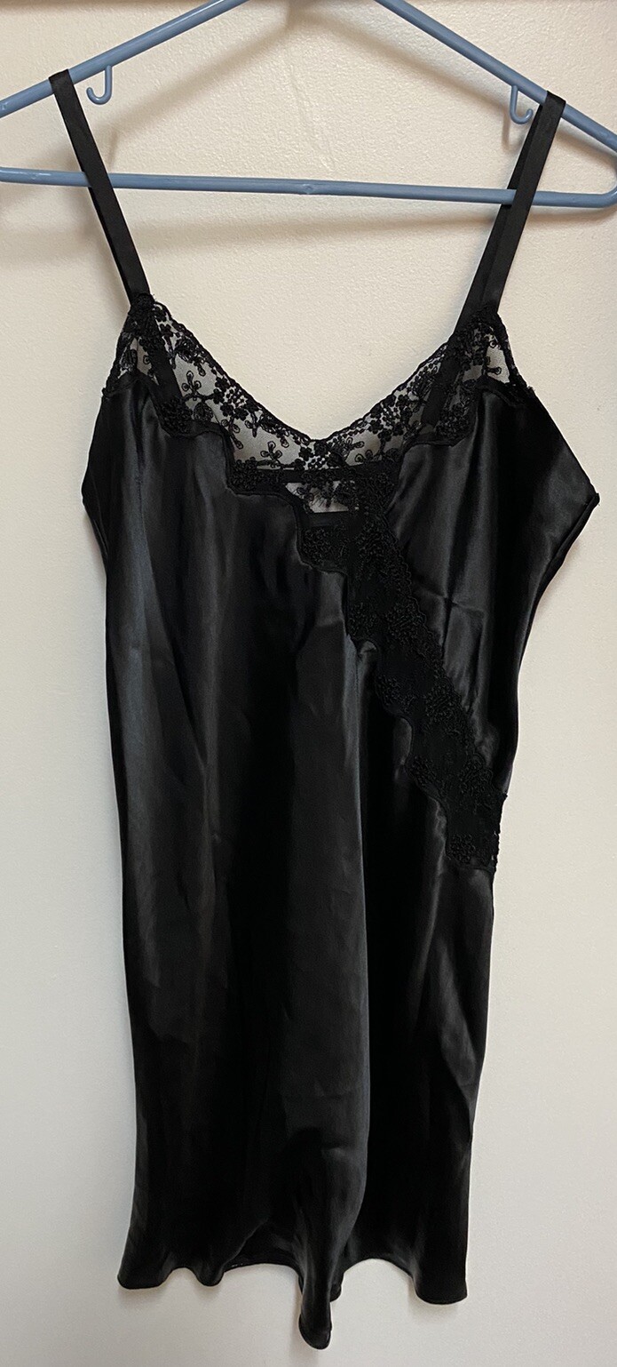 Vintage Lord & Taylor Black Chemise Full Slip Liquid Satin & Lace Medium