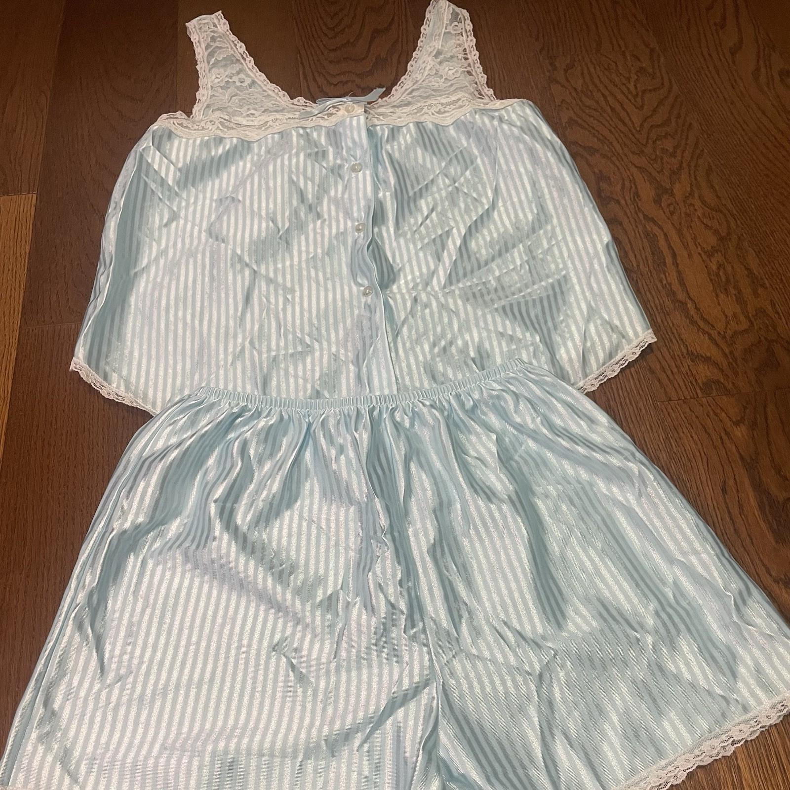 Vintage Fantasy Satin 2pc Lace Trim Sleepwear Size Small Made In USA Blue