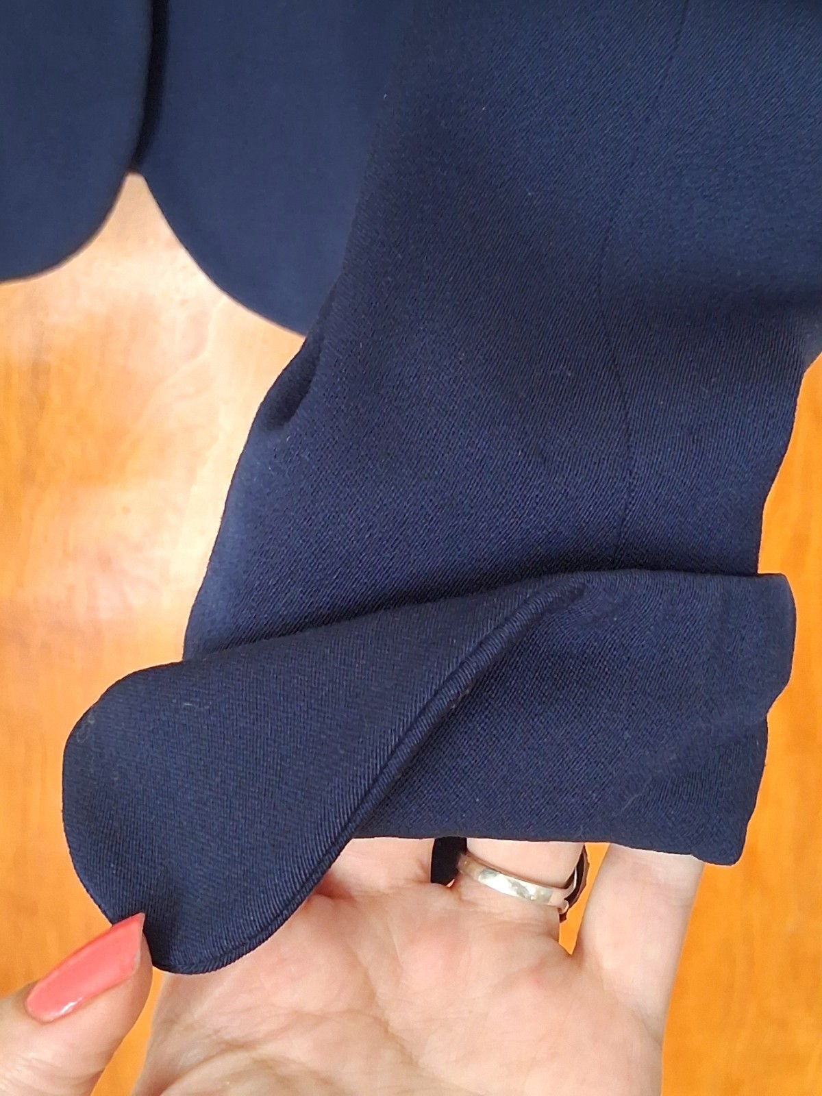 Vintage 40s–50s Navy Blue Wool Jacket – Women’s S/M Petite Excellent Condition