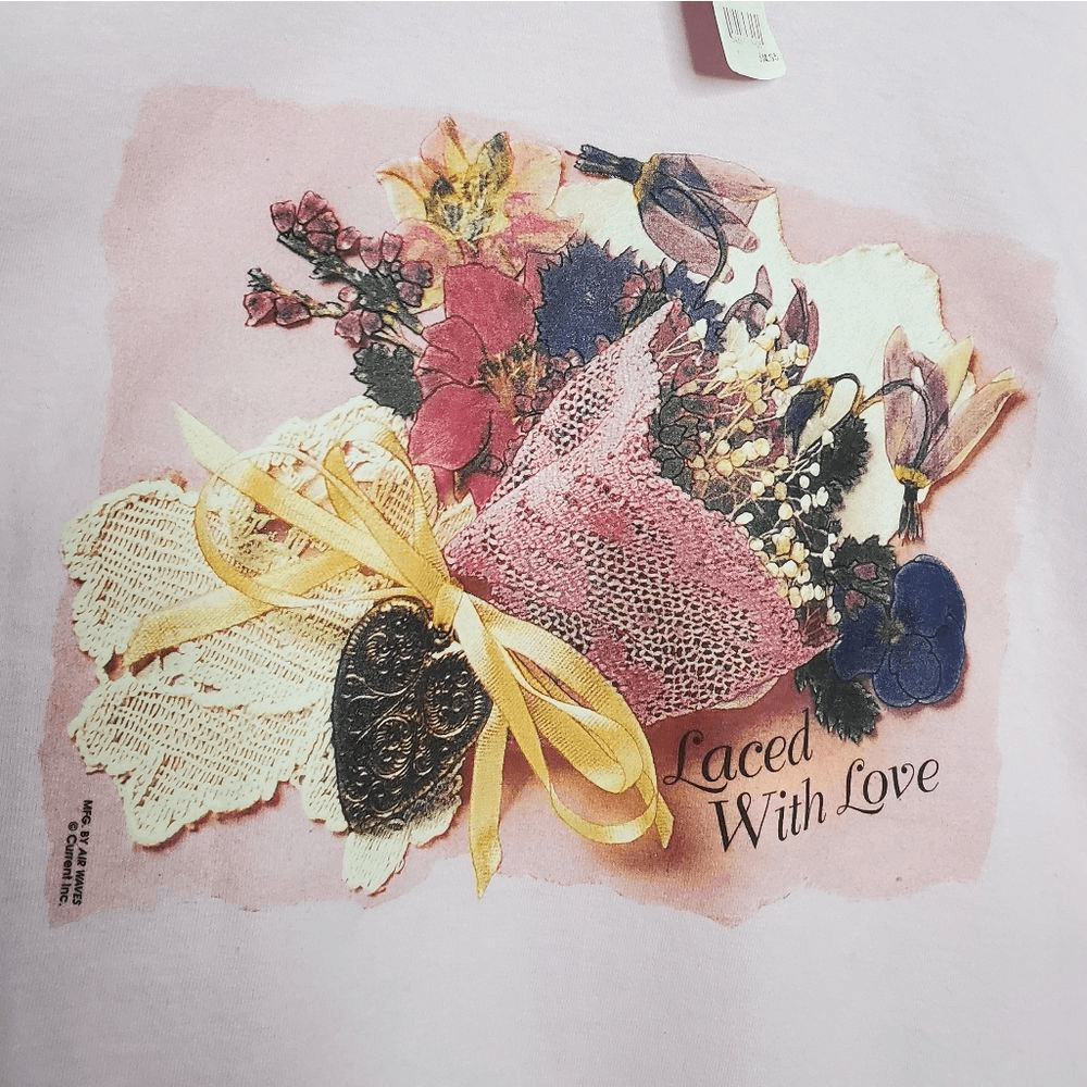 New With Tags Vintage T Shirt XL Pink Lace Flowers Bouquet Valentine’s Day Sweet