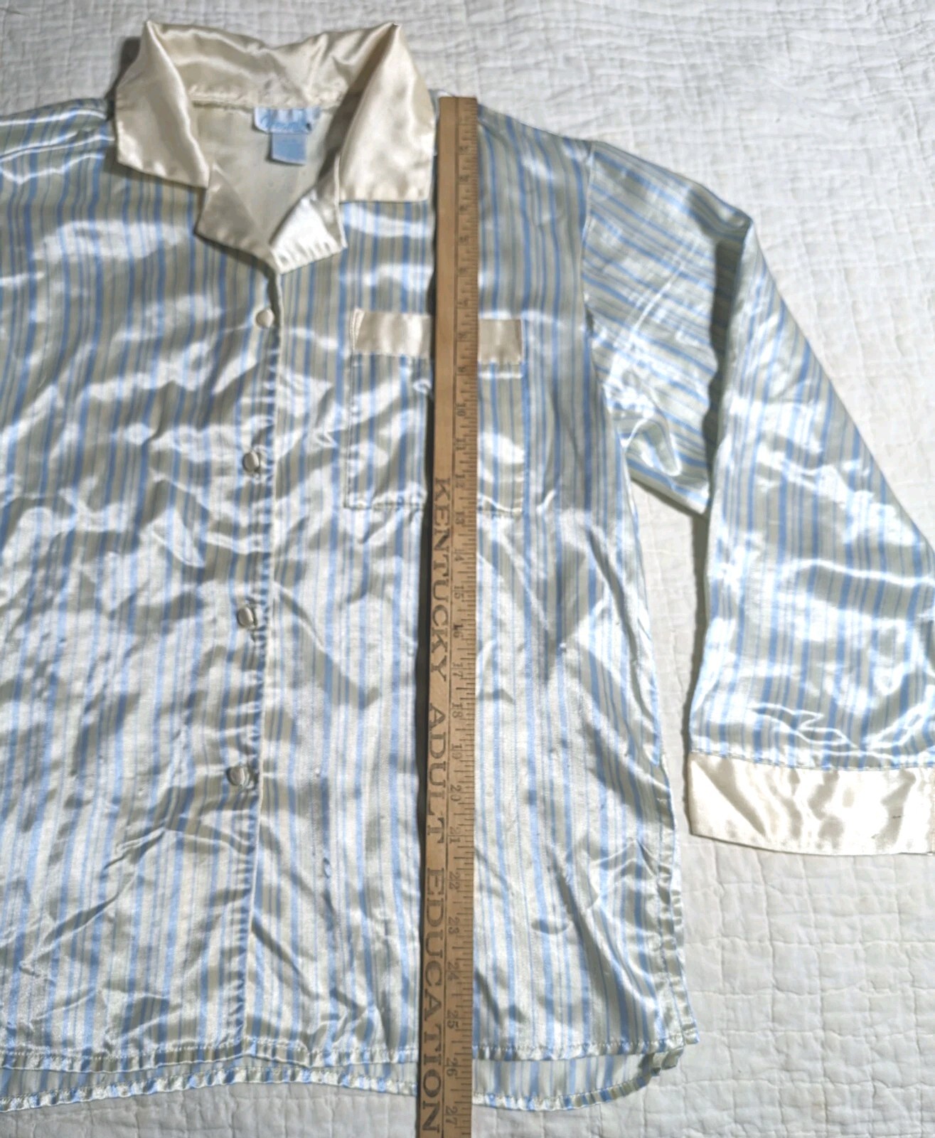 Vintage Women’s Satin Pajama Shirt Size Medium Brand: Ocean Blu ? FAIR Condition
