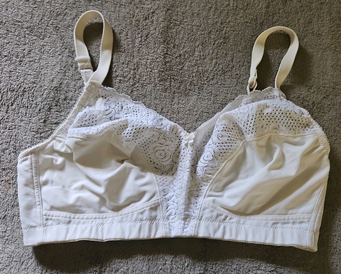 15 Pc Vintage Bras, Girdles & Shapers Lot Satin Nylon Lace FLAWS