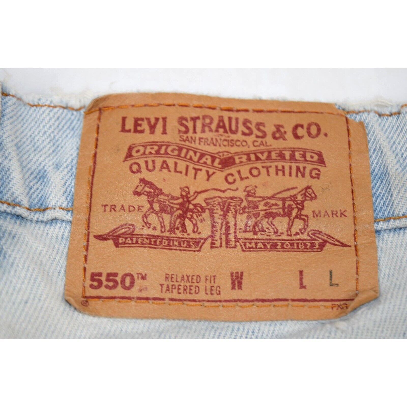 Vintage Levi’s 550 Jeans 26 x 30 Pale Blue Relaxed Fit Tapered Leg c.2013