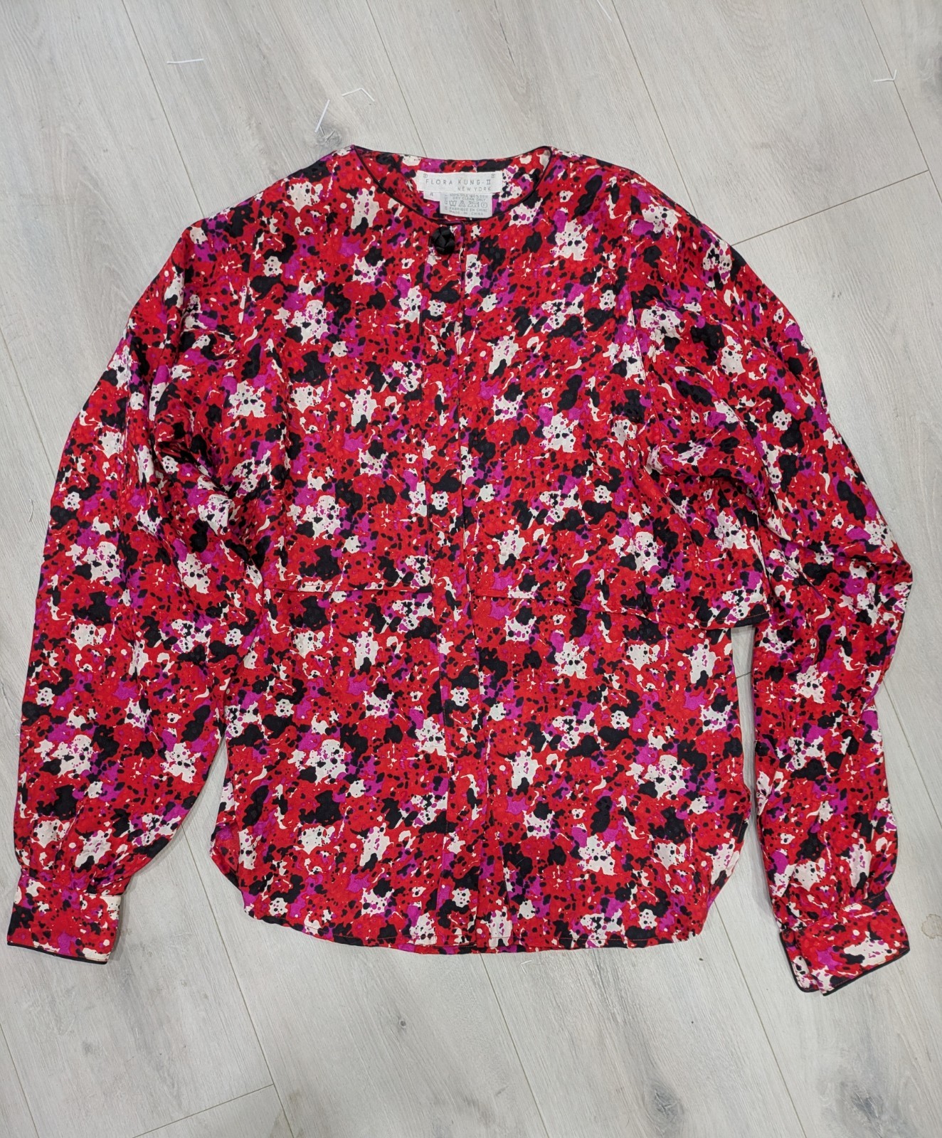 VTG Flora Kung II Sz 4 Silk Red Pink Black Splatter Tiered Flap Button Blouse
