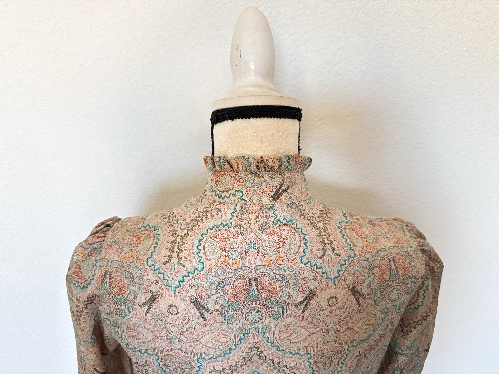 1970s 1980s Silky High Neck Ruffle Collar and Cuff Blouse