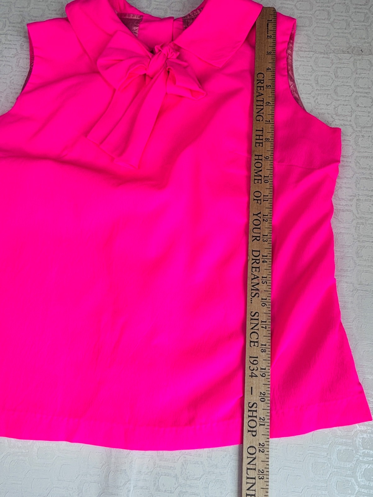VTG 60’S MOD NEON PINK PUSSY-BOW SECRETARY TANK TOP BLOUSE SHIRT*S/M