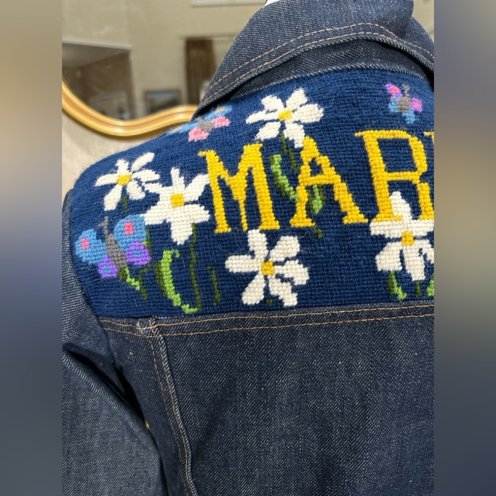 Marla Floral Needlepoint Embroidered Denim Jacket Sz S Stretch Boho vintage