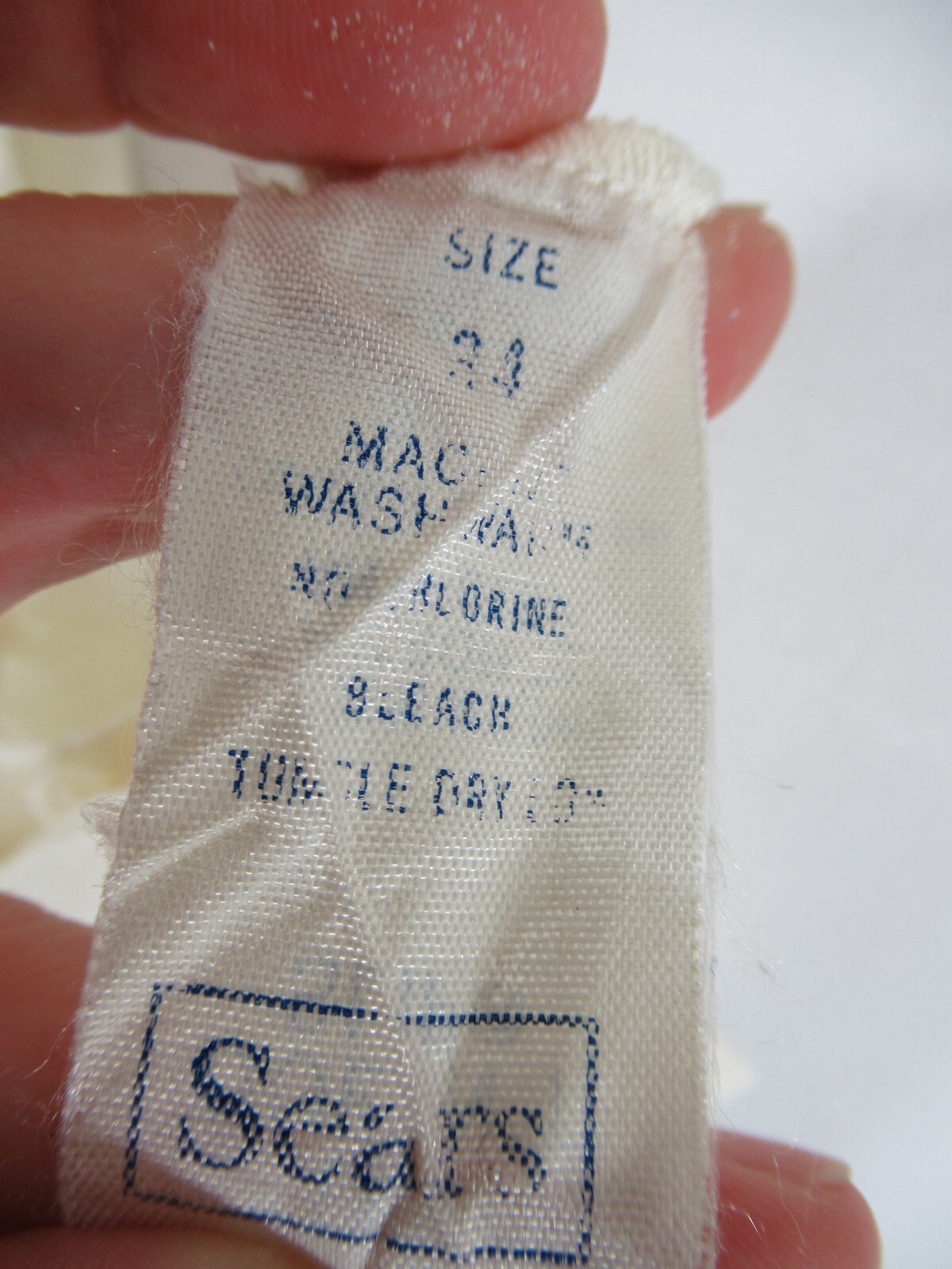 Sears Strapless Dress Full Doesn’t Slip Size 34 Ivory Nylon