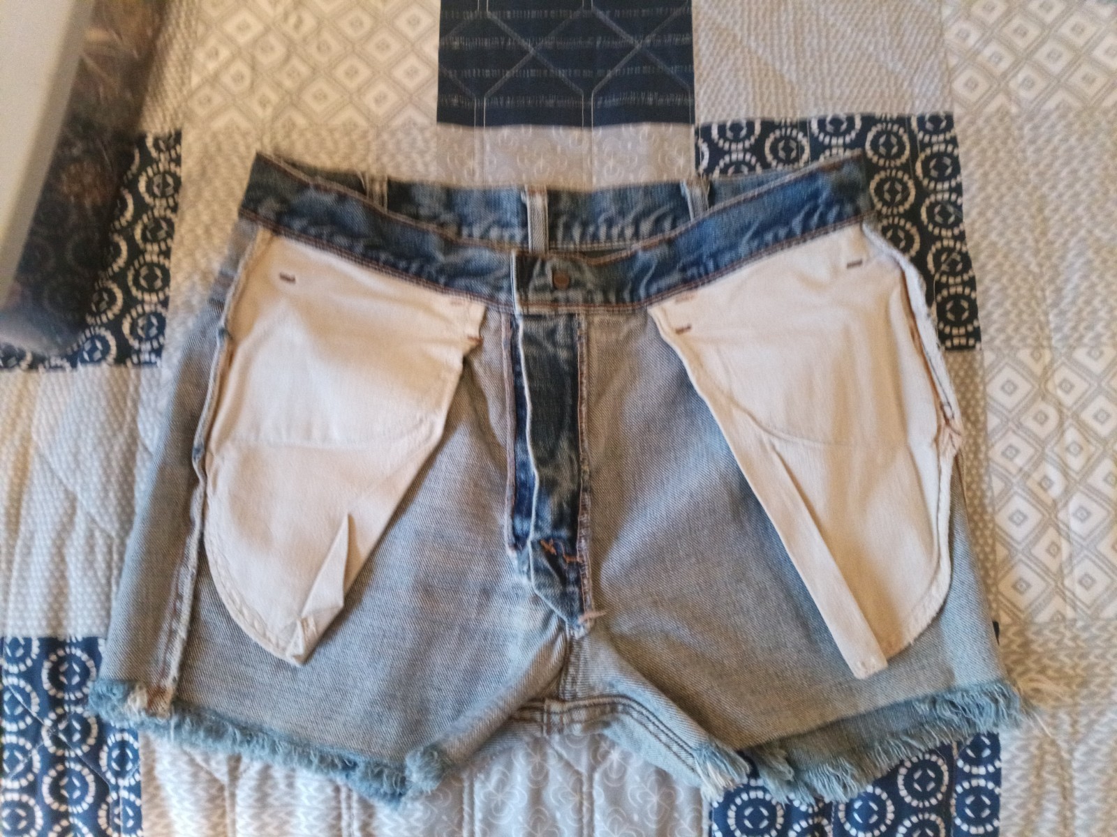 Vintage Levi’s Big E Orange Tab Denim Jean Shorts Talon 42 Zipper