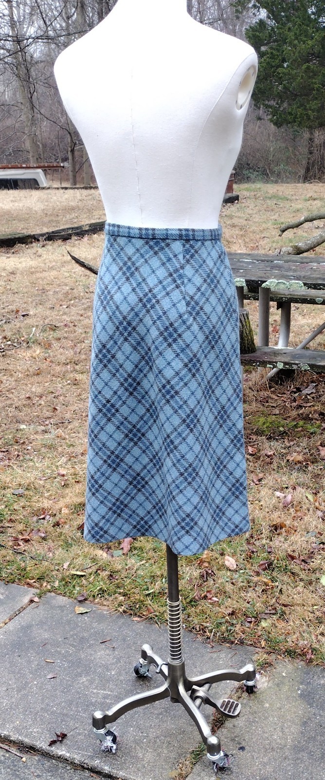 Vintage 60s Russ Corner plaid A line skirt wool