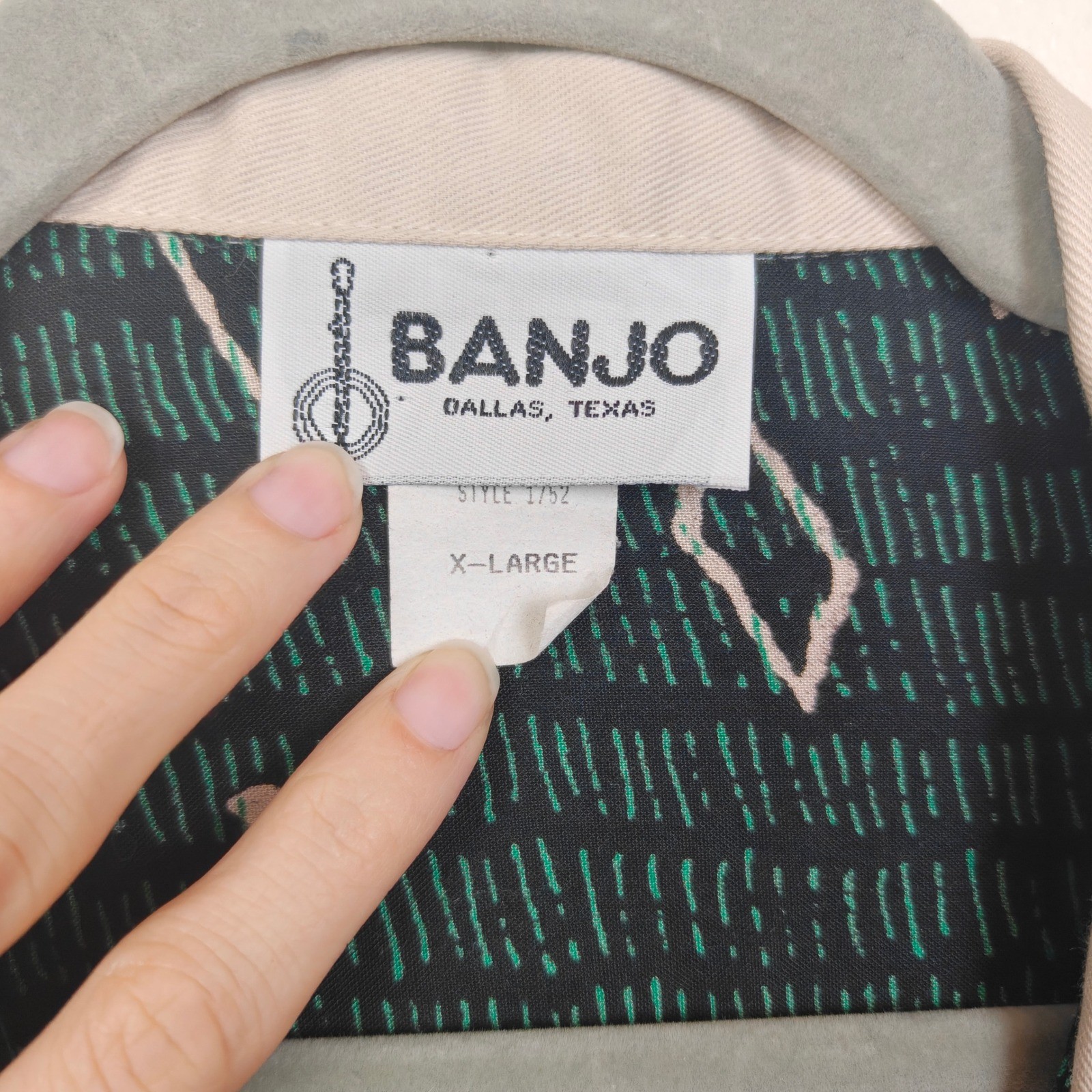 Vintage 90s Banjo Womens Top XL Green Geometric Rayon Contrast Collar Retro