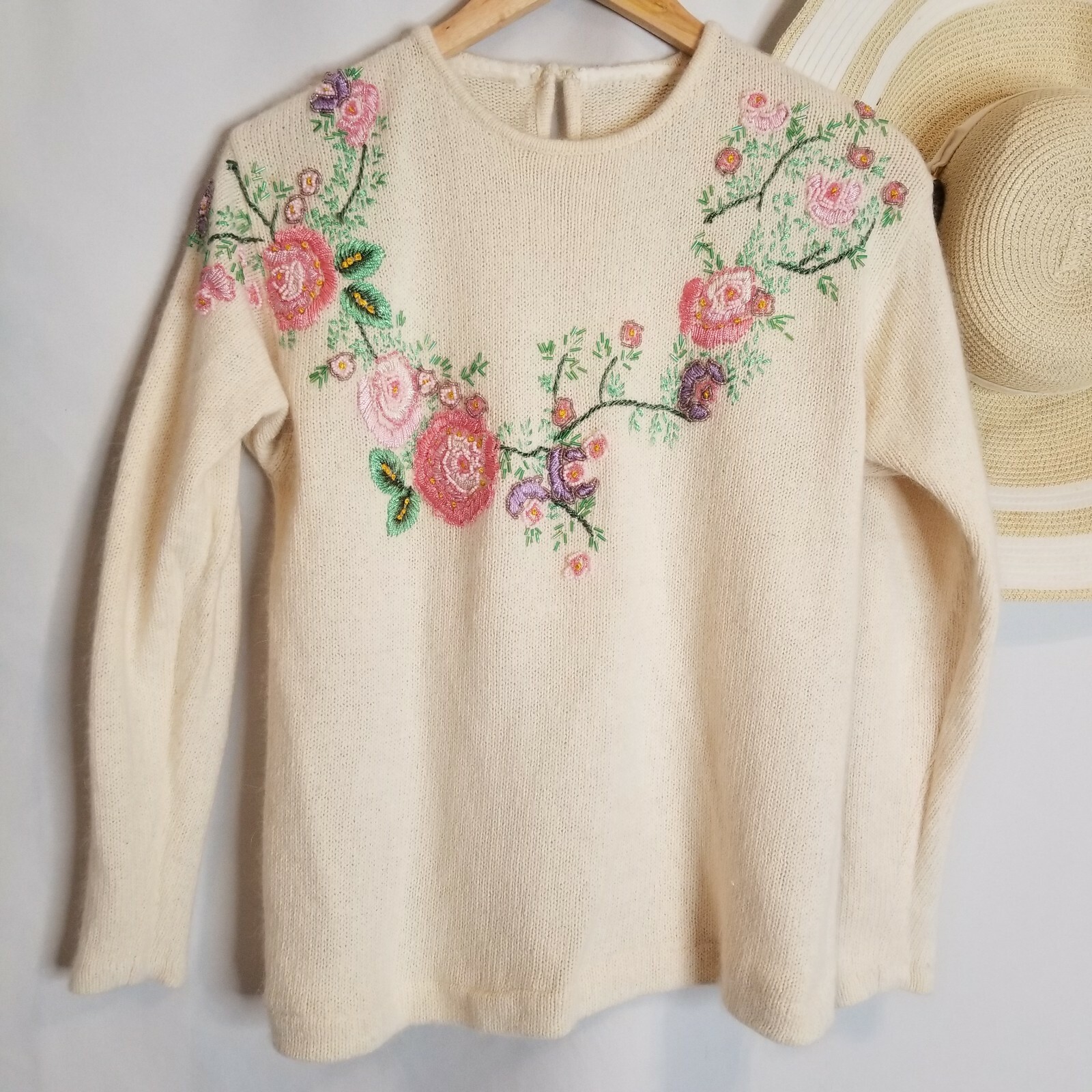 VTG Hand Embroidered Beaded Sweater Ivory Grannycore Floral Lambswool Mohair M