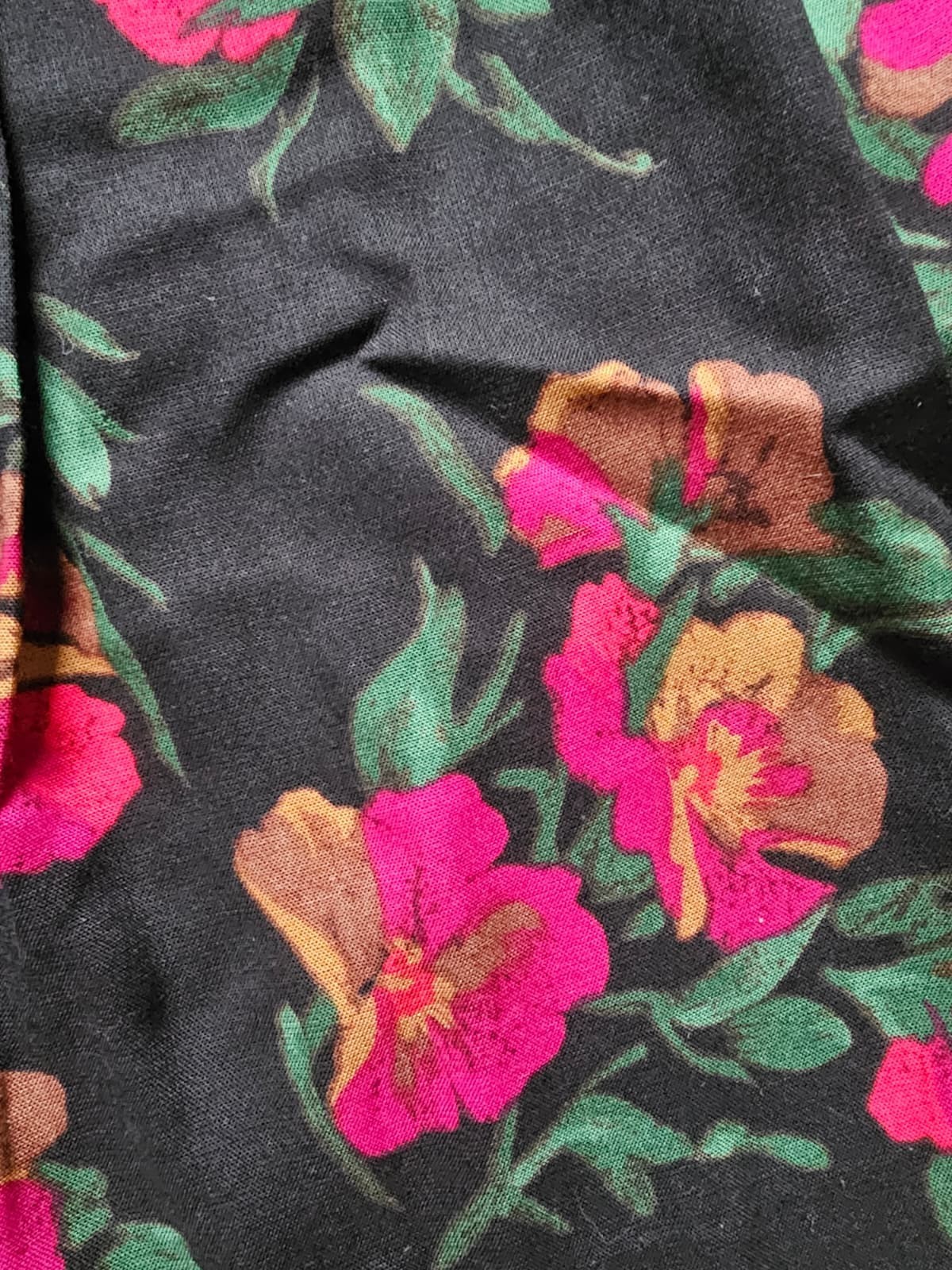 VTG 70s Worthington floral pleated skirt . size 6 . made in USA