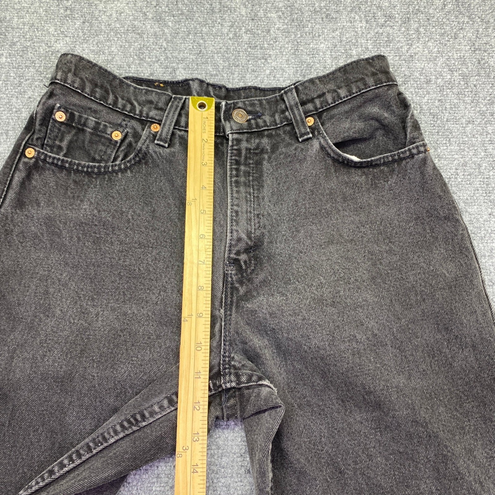 Vintage Levis 560 Loose Fit Straight Leg Black Denim Jeans 11 Long USA 1995