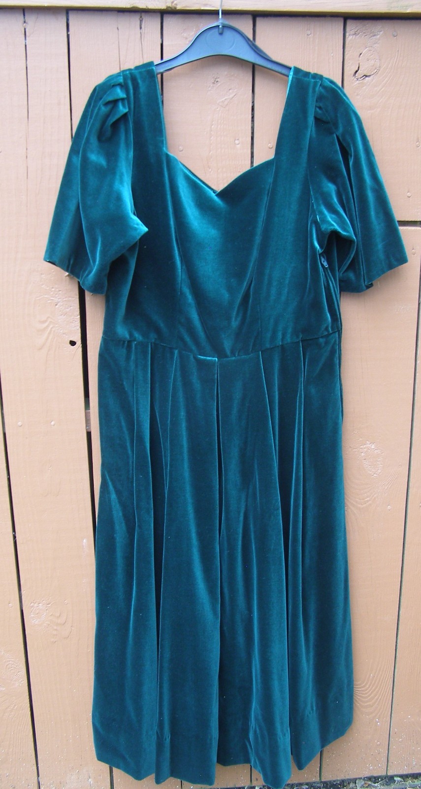 Vintage Green Velvet Velour Laura Ashley Dress Puff Shoulder Back Buttons 14