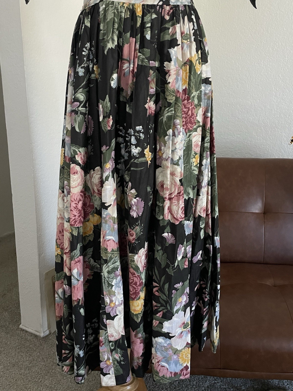 Vintage 1980s EXPO Romantic Cottagecore Victorian Puffy Sleeves Floral Dress