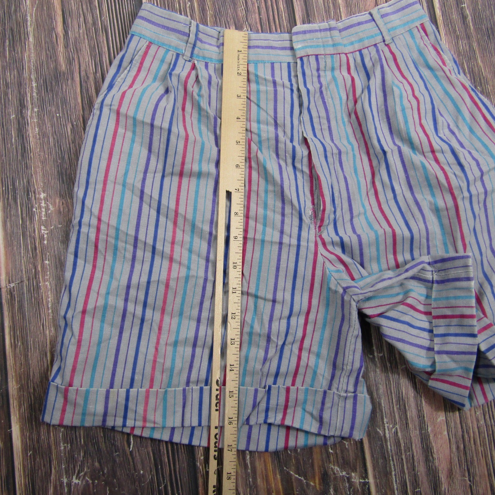 Spinnaker Sport Striped Shorts Womens 26 Grey Vintage High Rise Cuffed Pleated