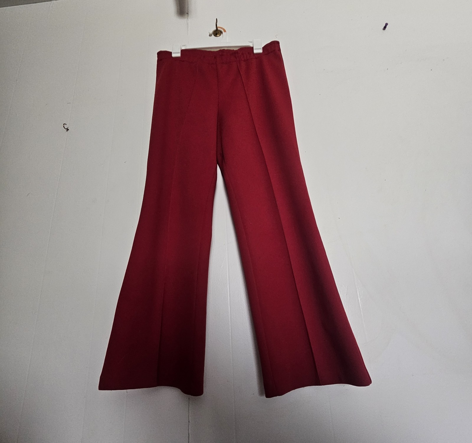 VNT Queens-Way To Fashion 37″ Elastic Waistband RED Slacks