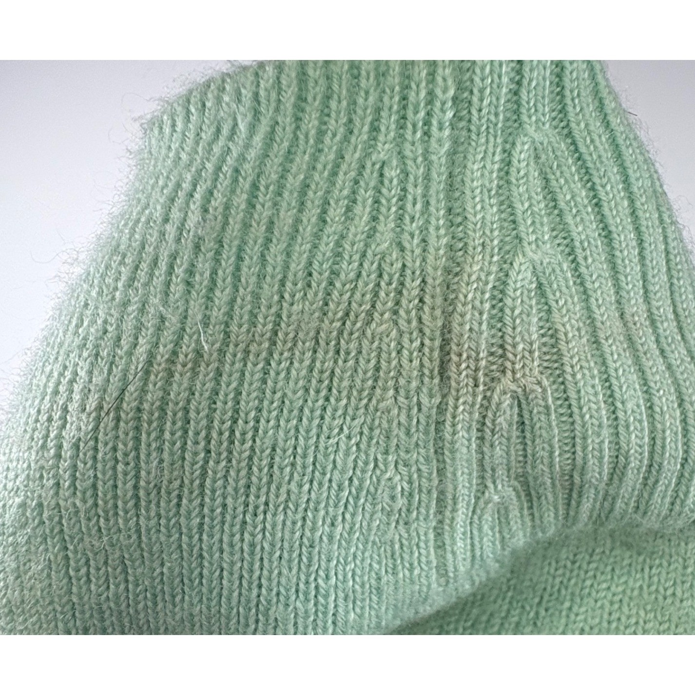 Vineyard Vines Women’s Small V-Neck Sweater Wool/Cashmere Blend Mint Sz Lg