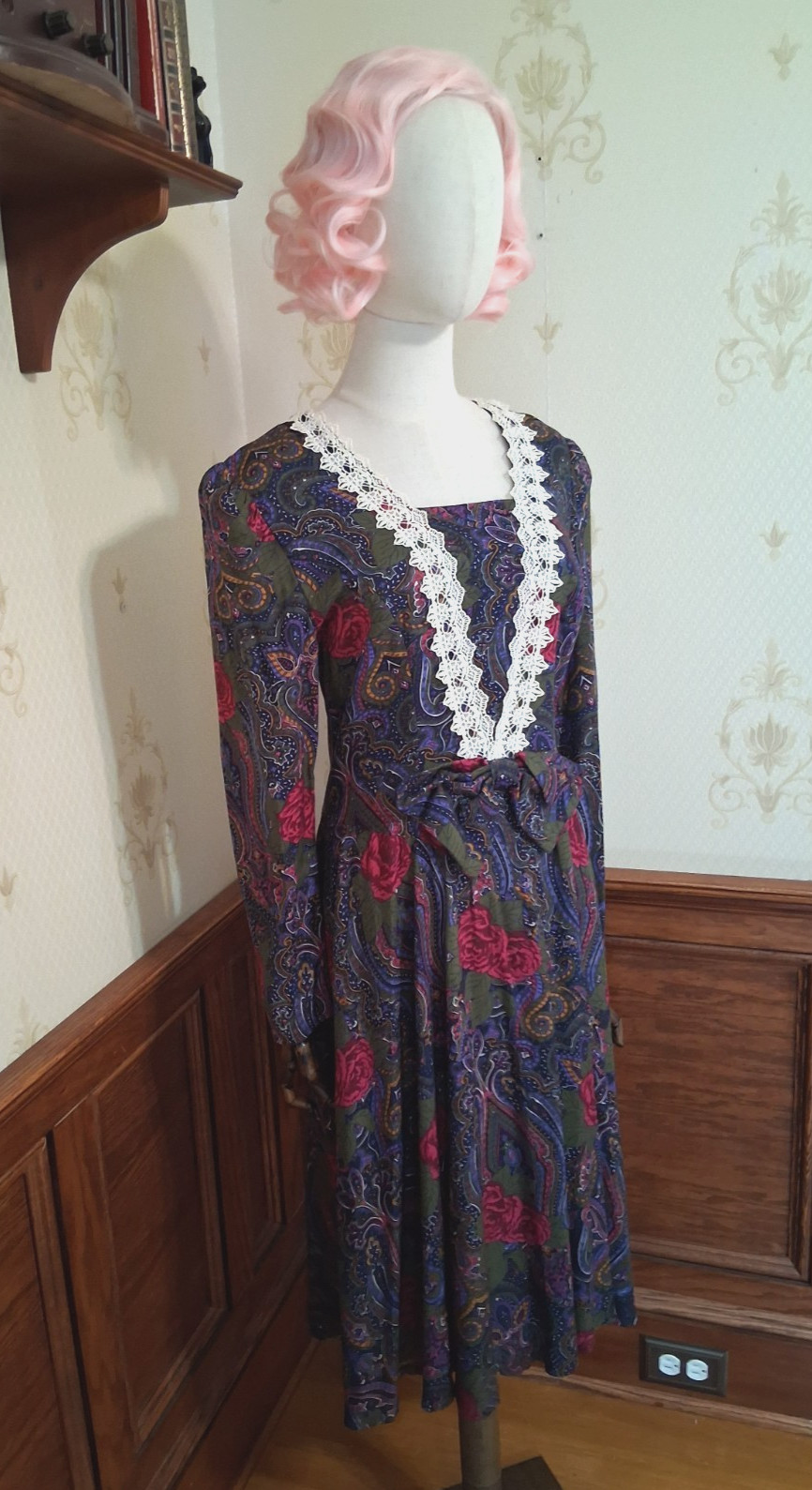 Vintage 1980s Betsey’s Closet Purple Paisley Rose Puff Sleeve Cottagecore Dress