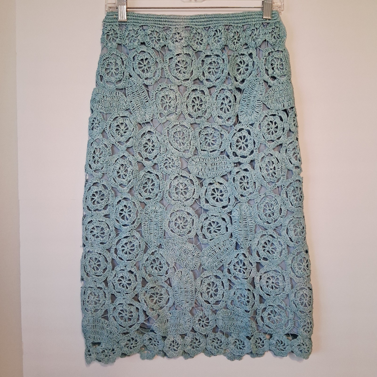 VTG 70s Handmade Crochet Floral Skirt Small 27w Blue 3D Open Knit Hippie Granny