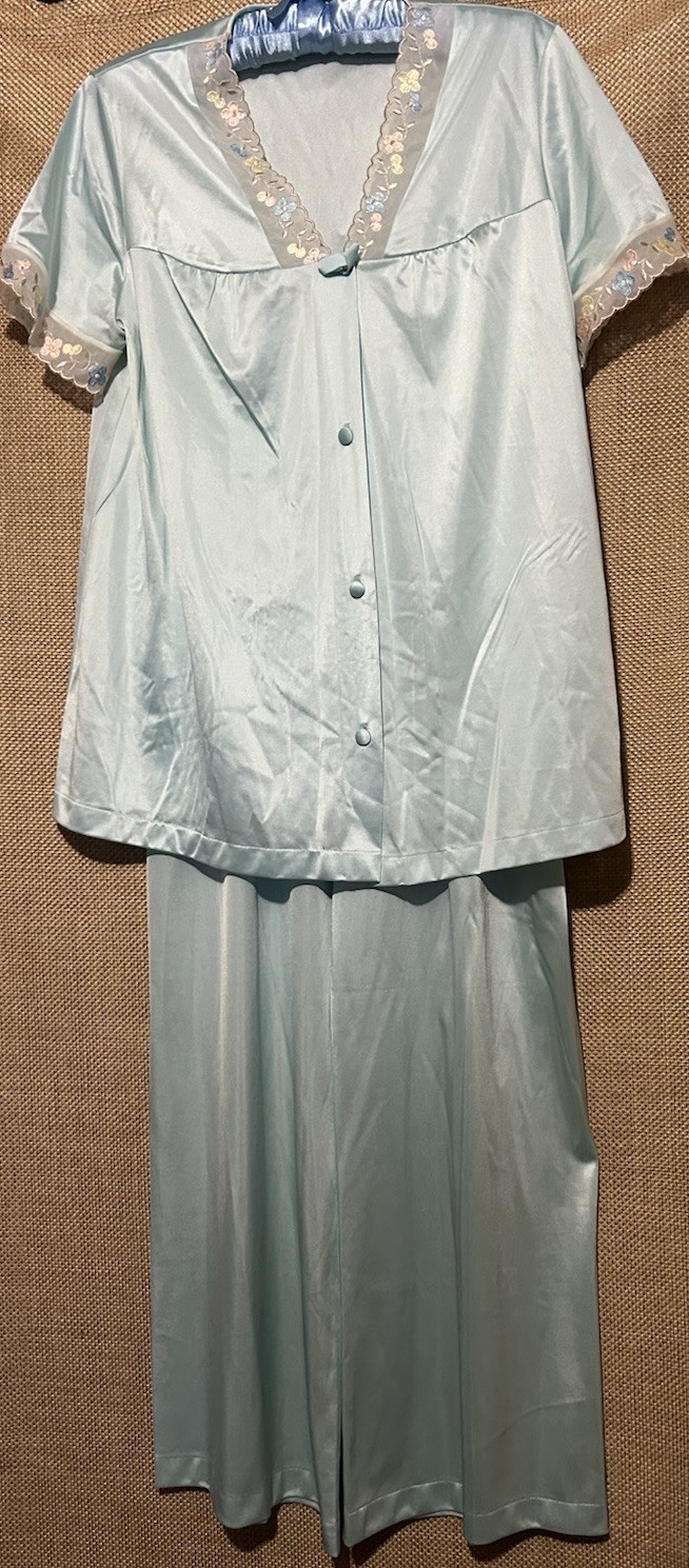 Vintage Vanity Fair Aqua Silky Nylon Tricot Top and Pajamas Pants PJ 2pc Set S/M